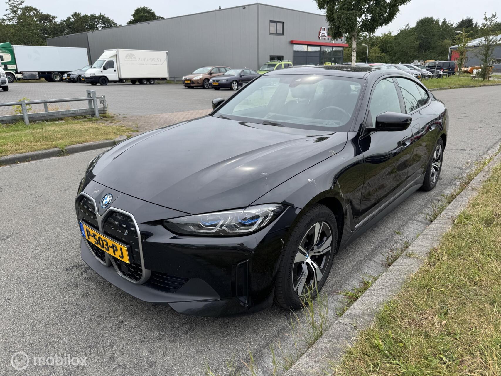 BMW I4 Edrive40 eDrive40 84 kWh Eletric Motor Defect 2022 - voorkant