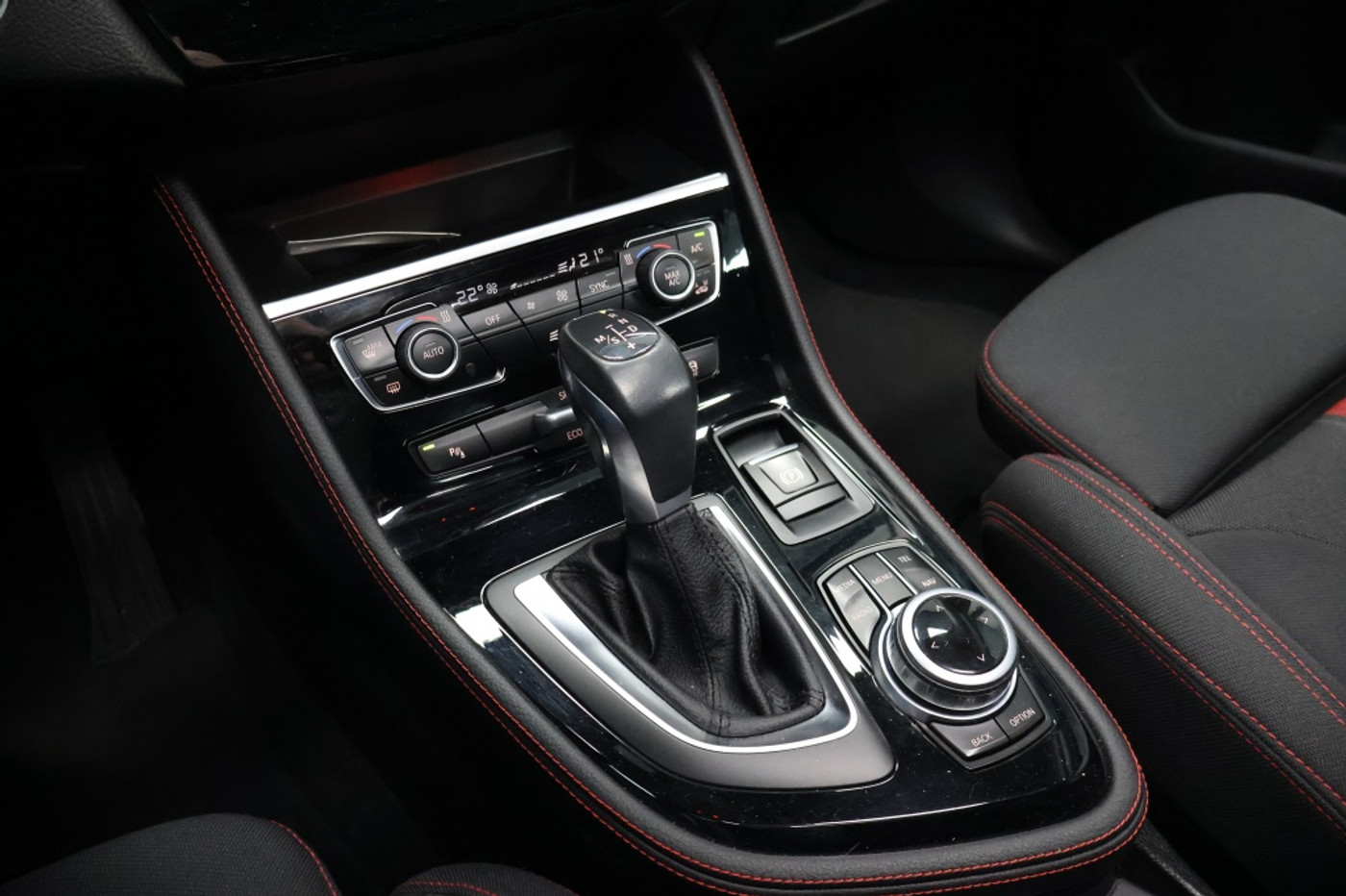 Foto van BMW 220i Active Tourer