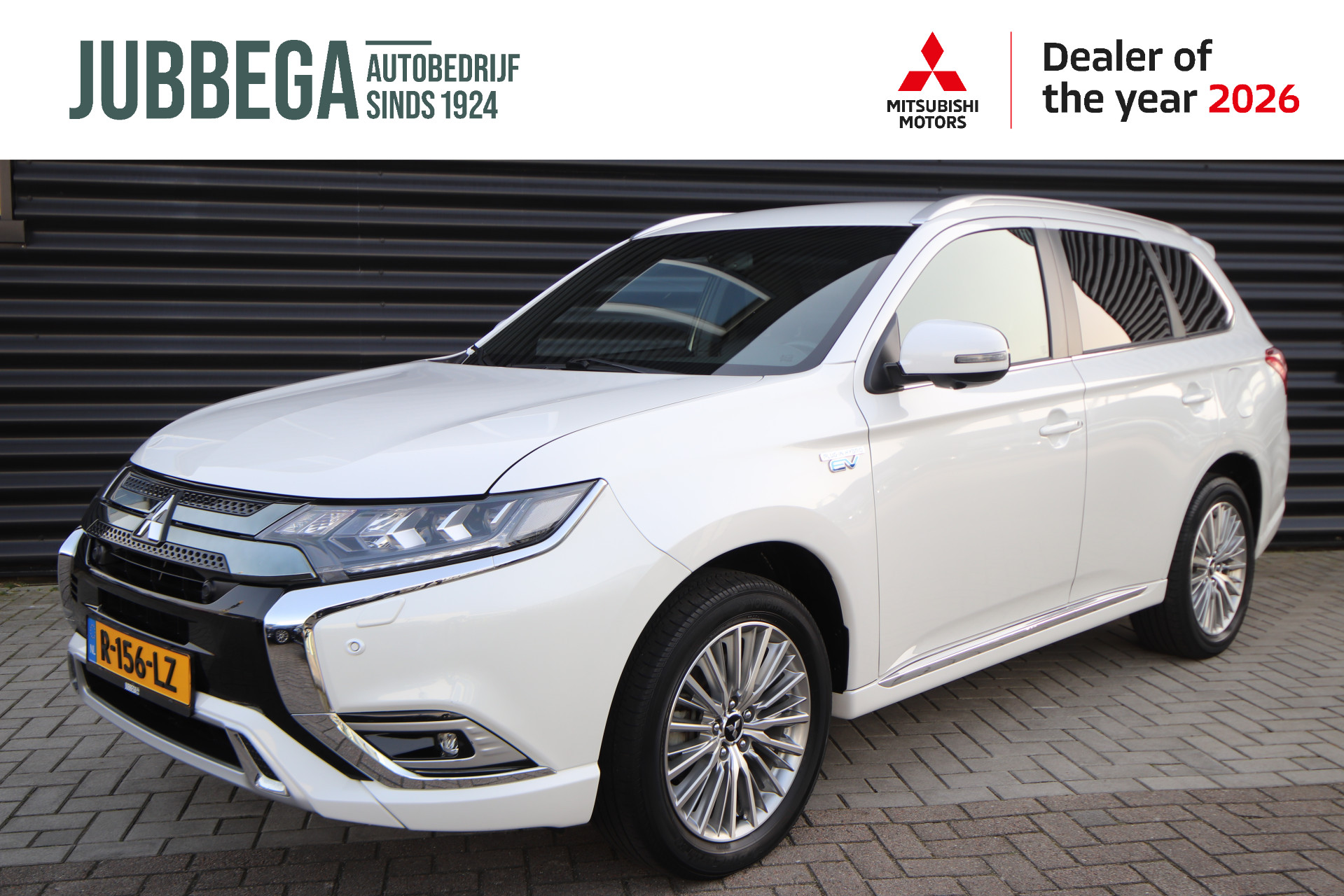 Mitsubishi Outlander 2.4 PHEV Instyle 2021 - voorkant