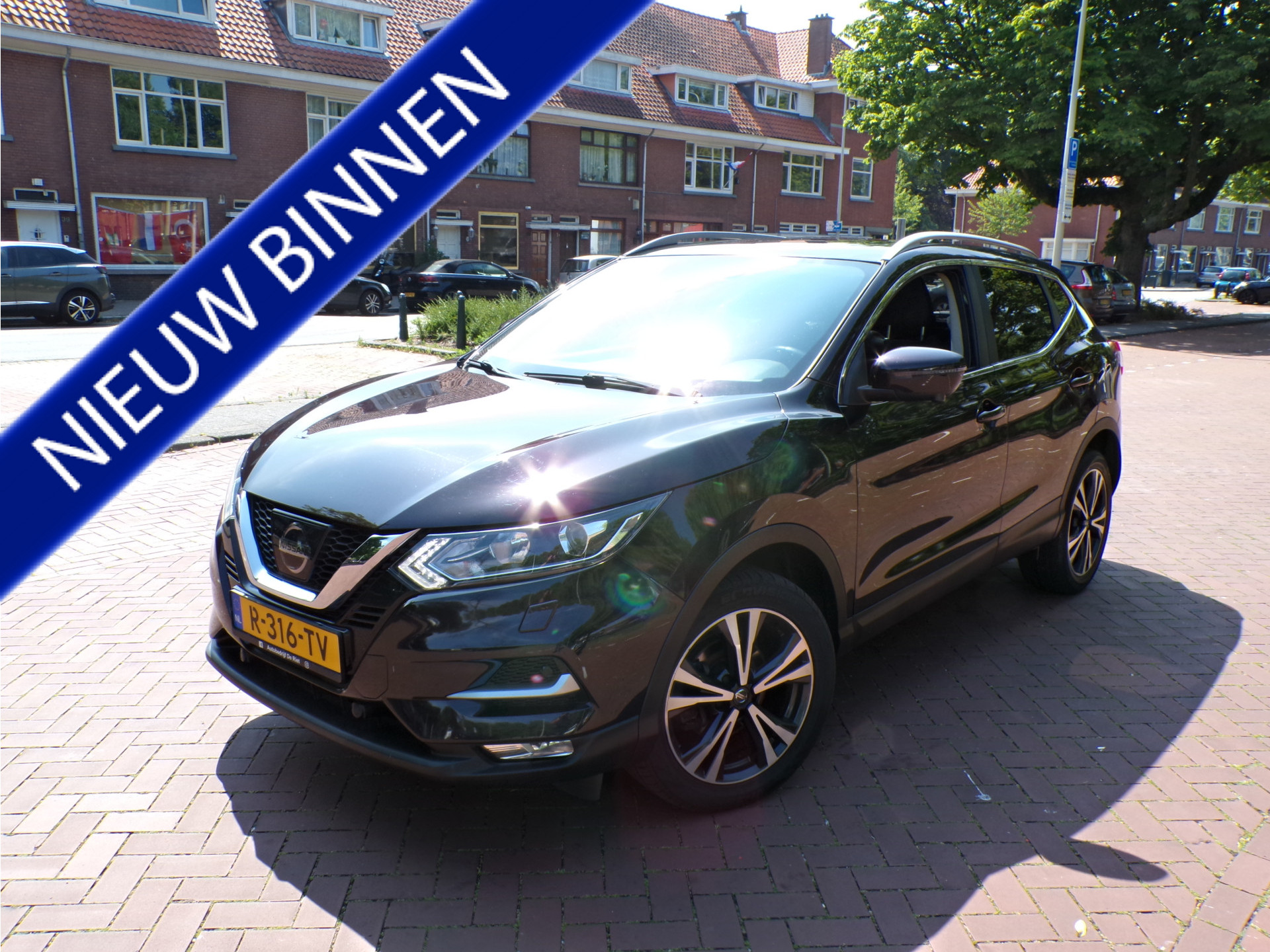 Nissan Qashqai 1.2 Business Edition 2017 - voorkant