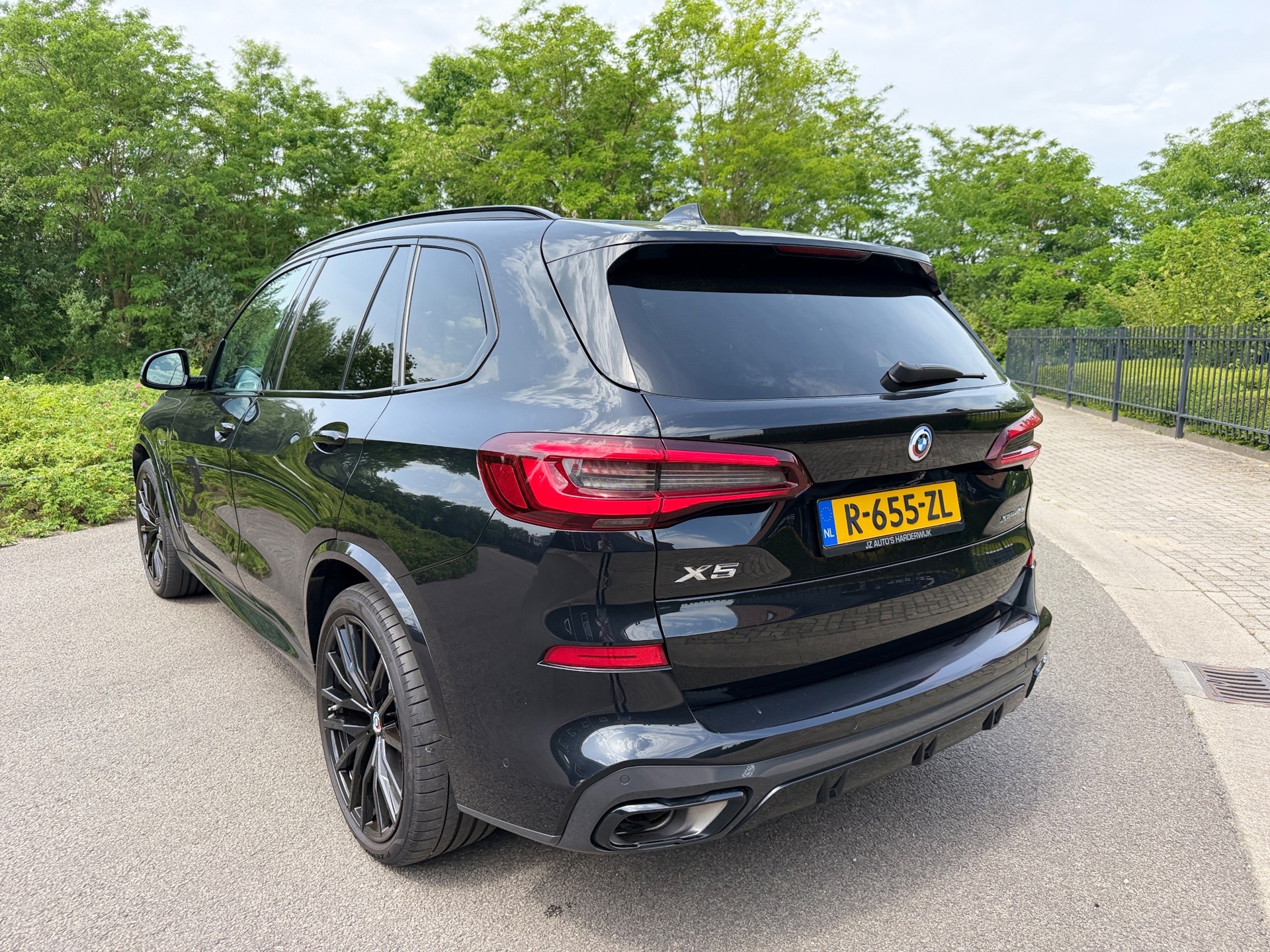 Foto van BMW X5 Xdrive45e