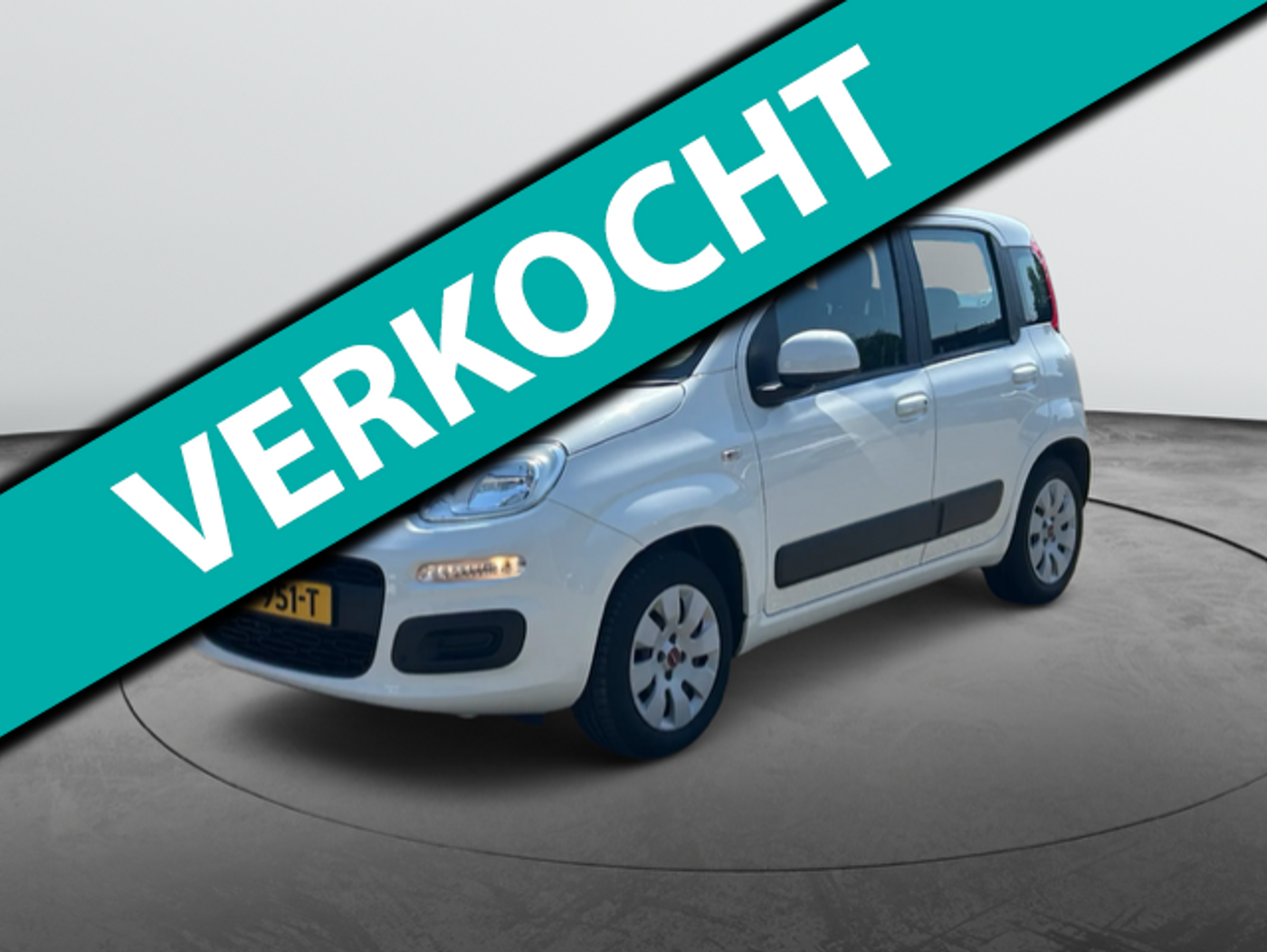 Fiat Panda 0.9 TwinAir Popstar I 1 Jaar garantie 2017 - voorkant