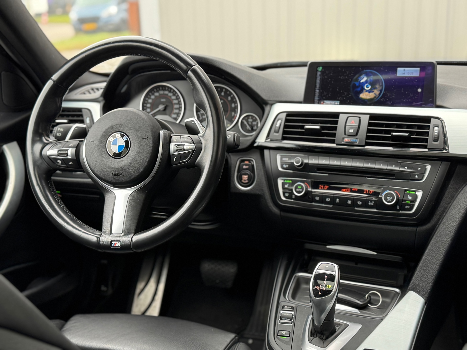 Foto van BMW 335i xDrive