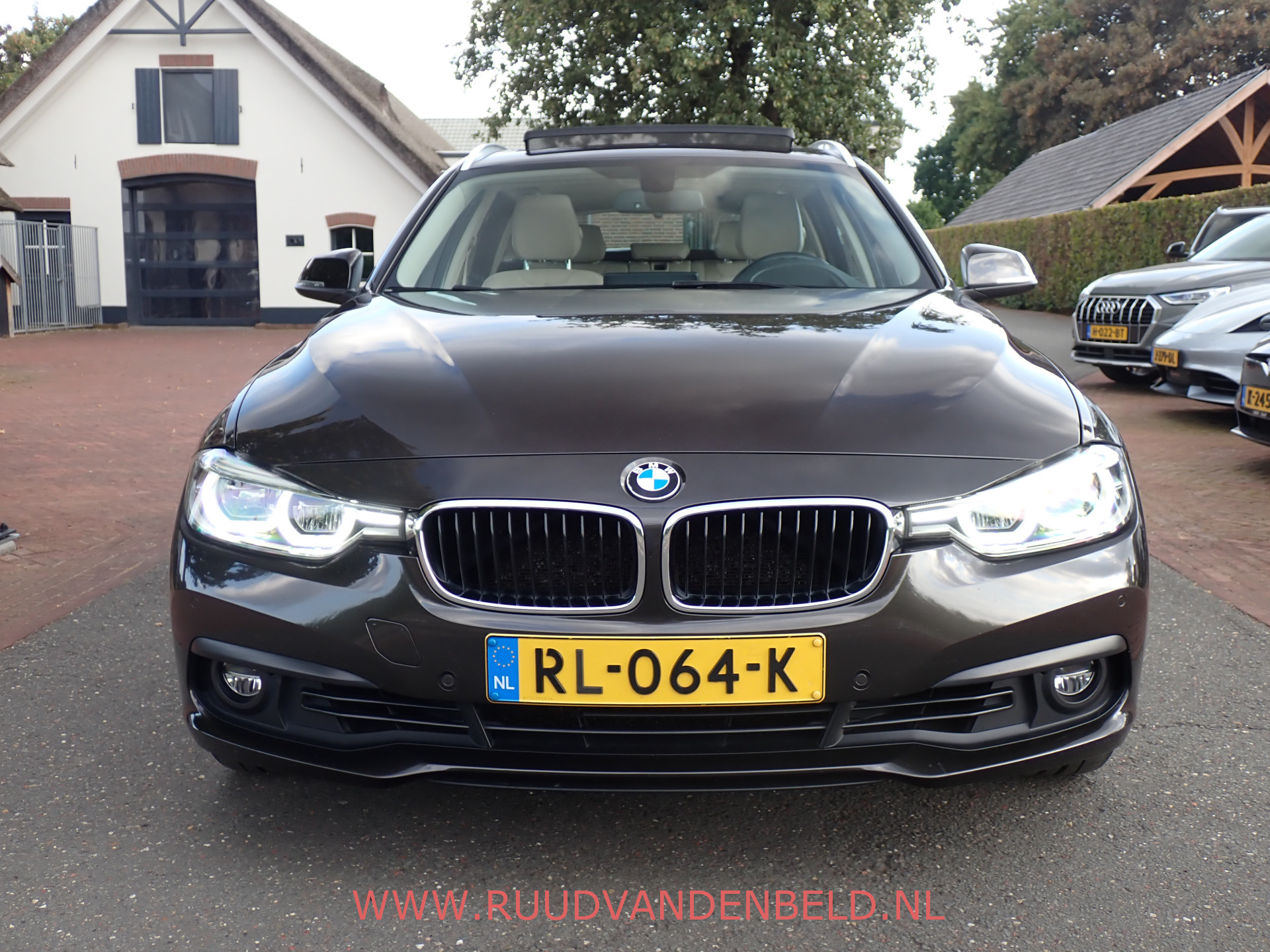 Foto van BMW 320i