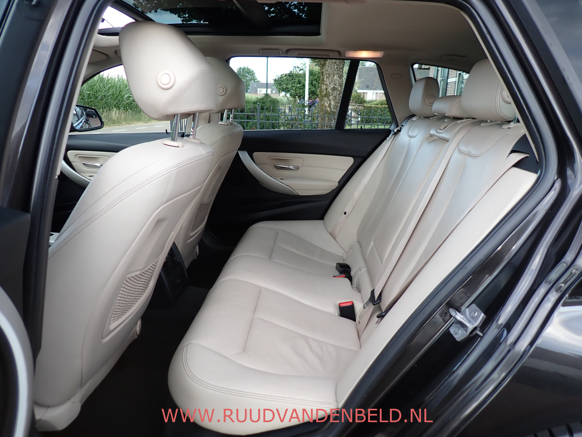 Foto van BMW 320i