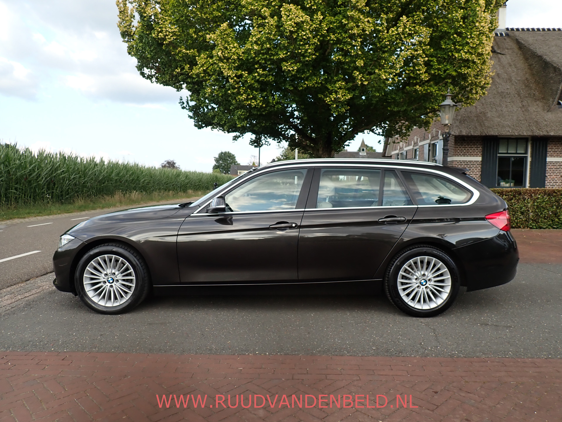 Foto van BMW 320i