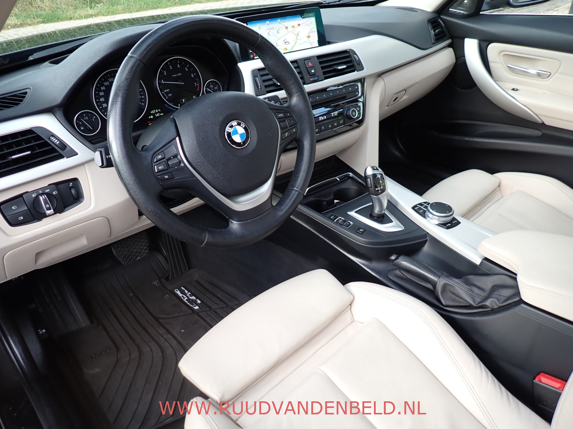 Foto van BMW 320i