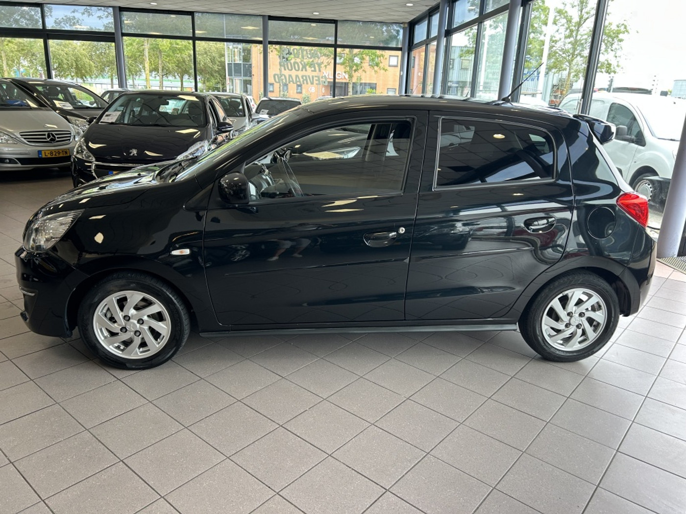 Foto van Mitsubishi Mitsubishi Space Star