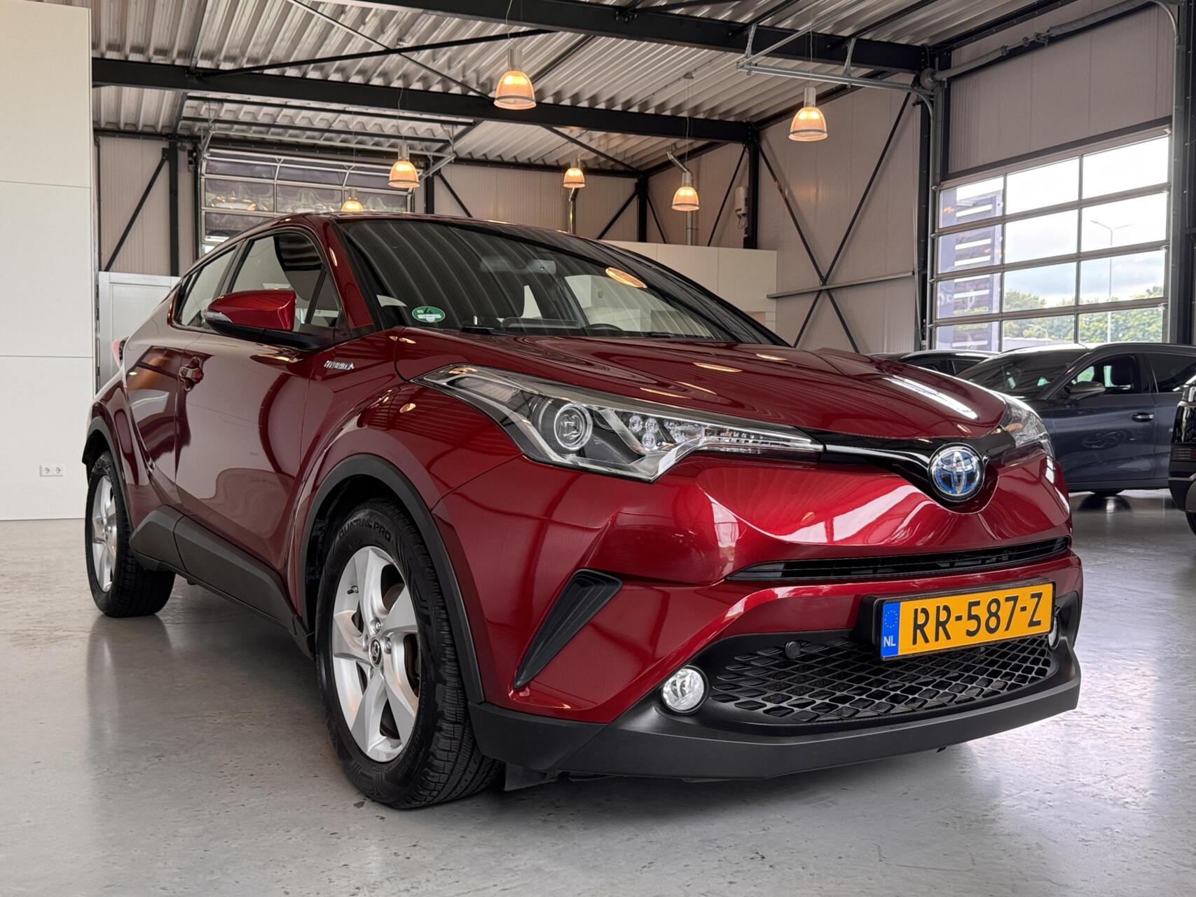 Foto van Toyota Toyota C-hr