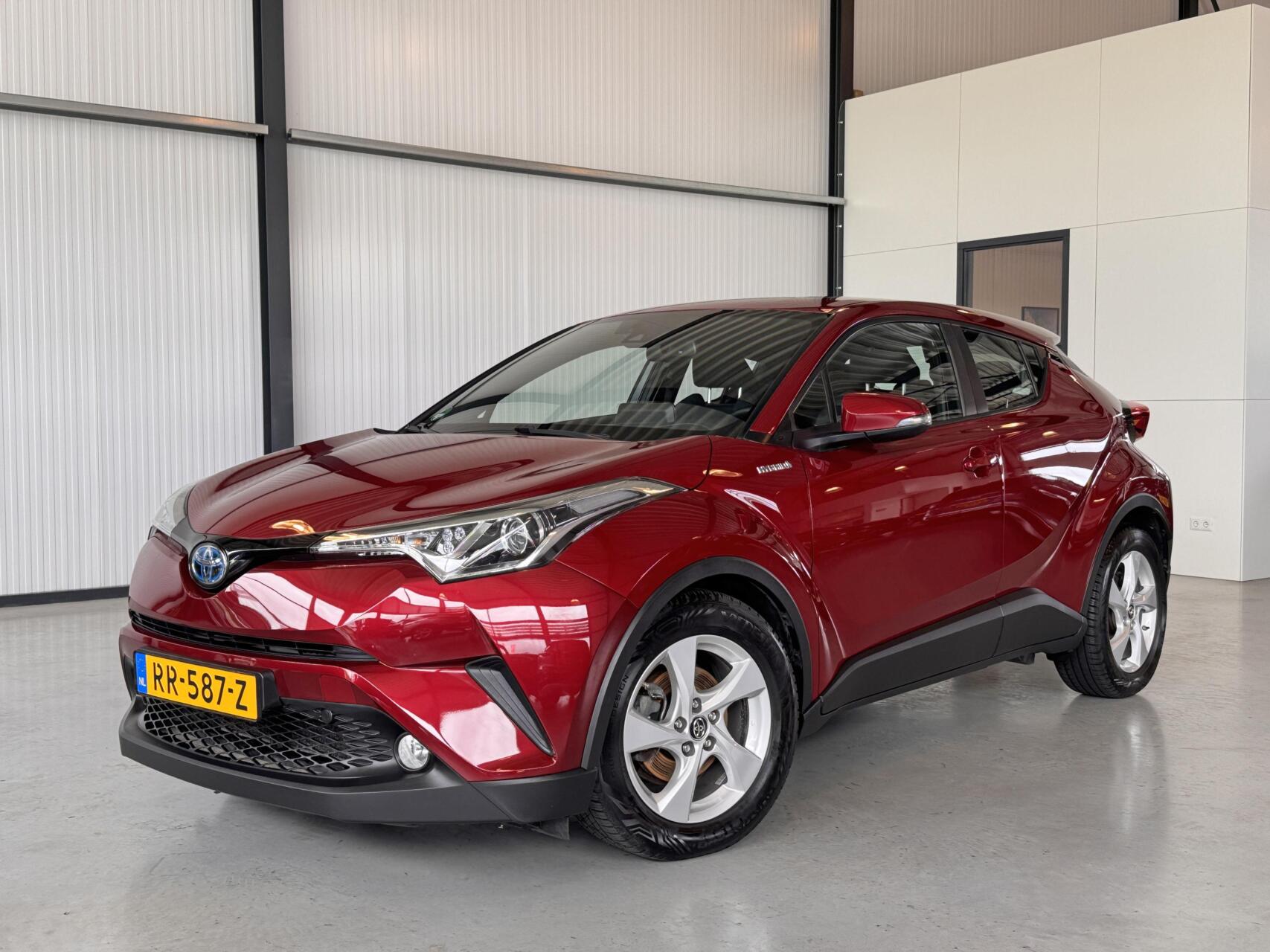 Toyota Toyota C-hr 1.8 Hybrid Active|Camera|Apple&Android CarPlay| 2018 - voorkant