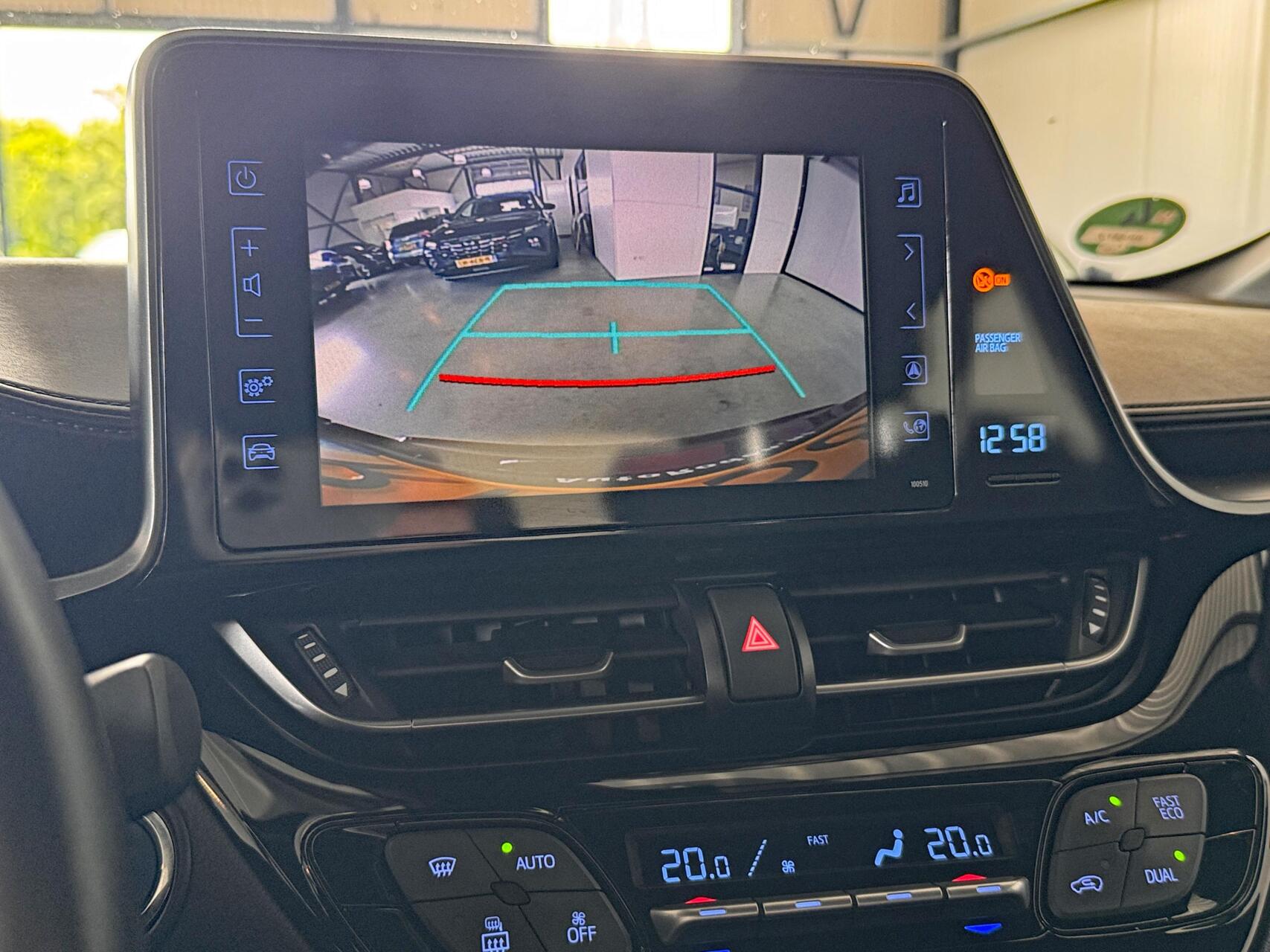 Foto van Toyota Toyota C-hr