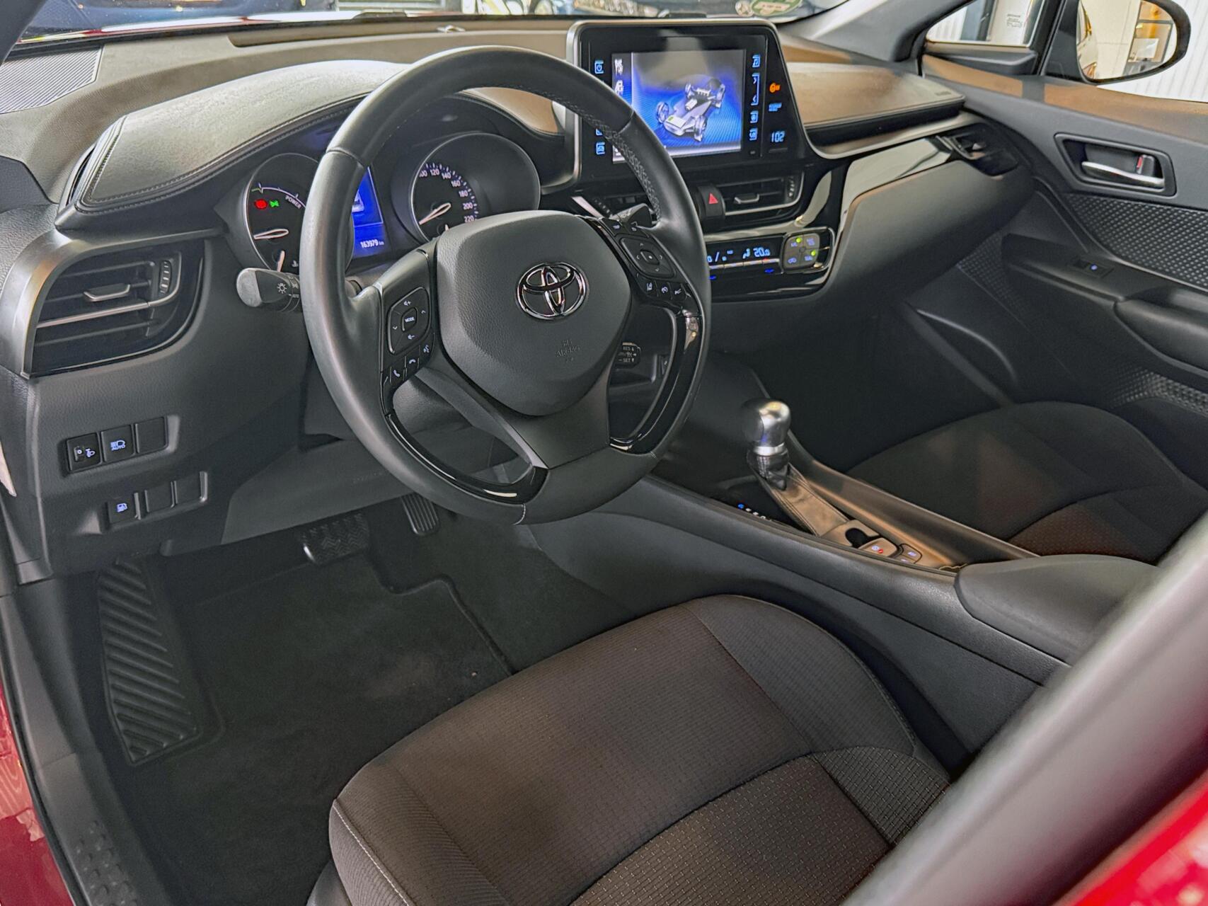 Foto van Toyota Toyota C-hr