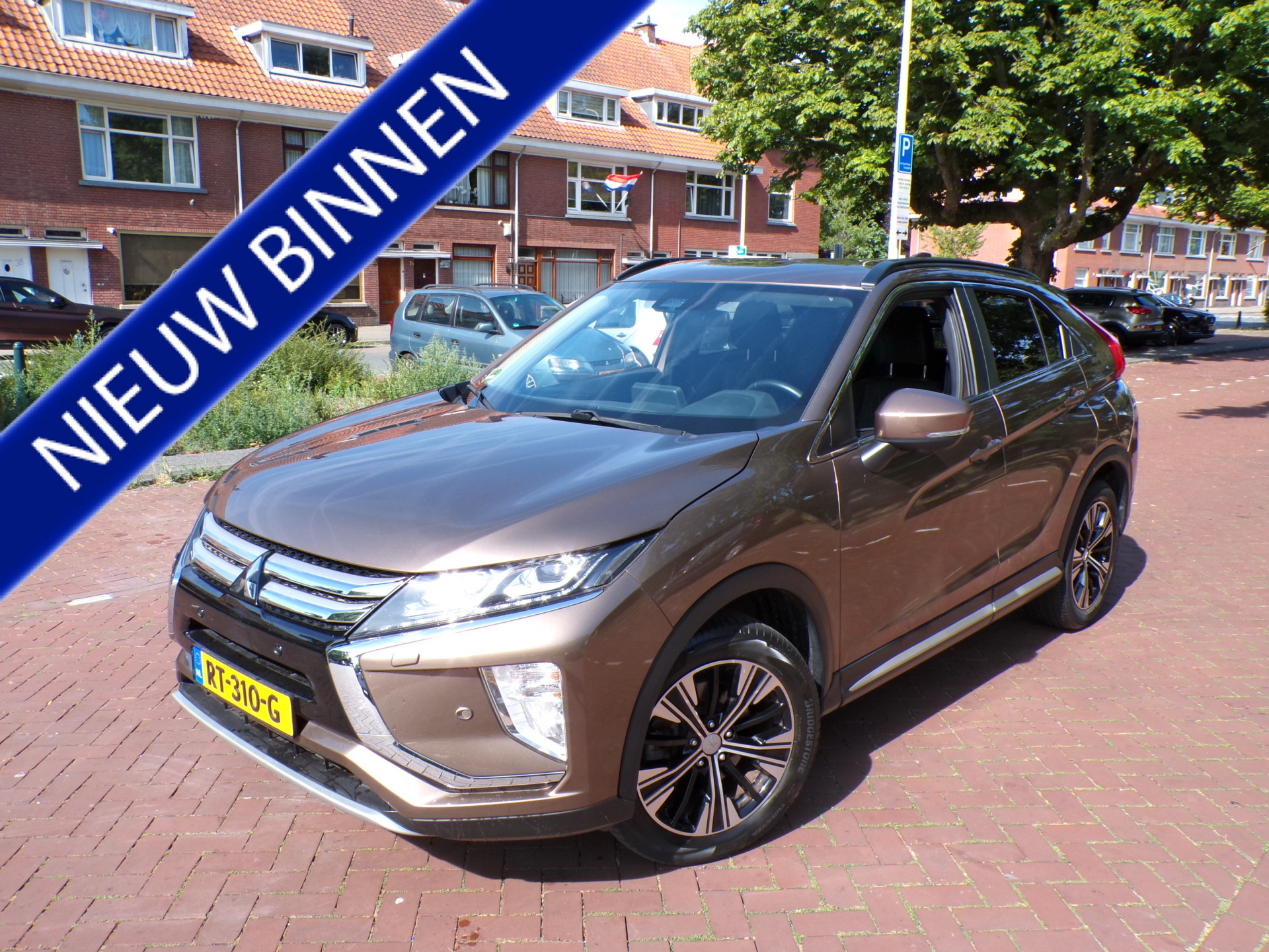 Mitsubishi Mitsubishi Eclipse Cross 1.5 DI-T First Edition 2018 - voorkant