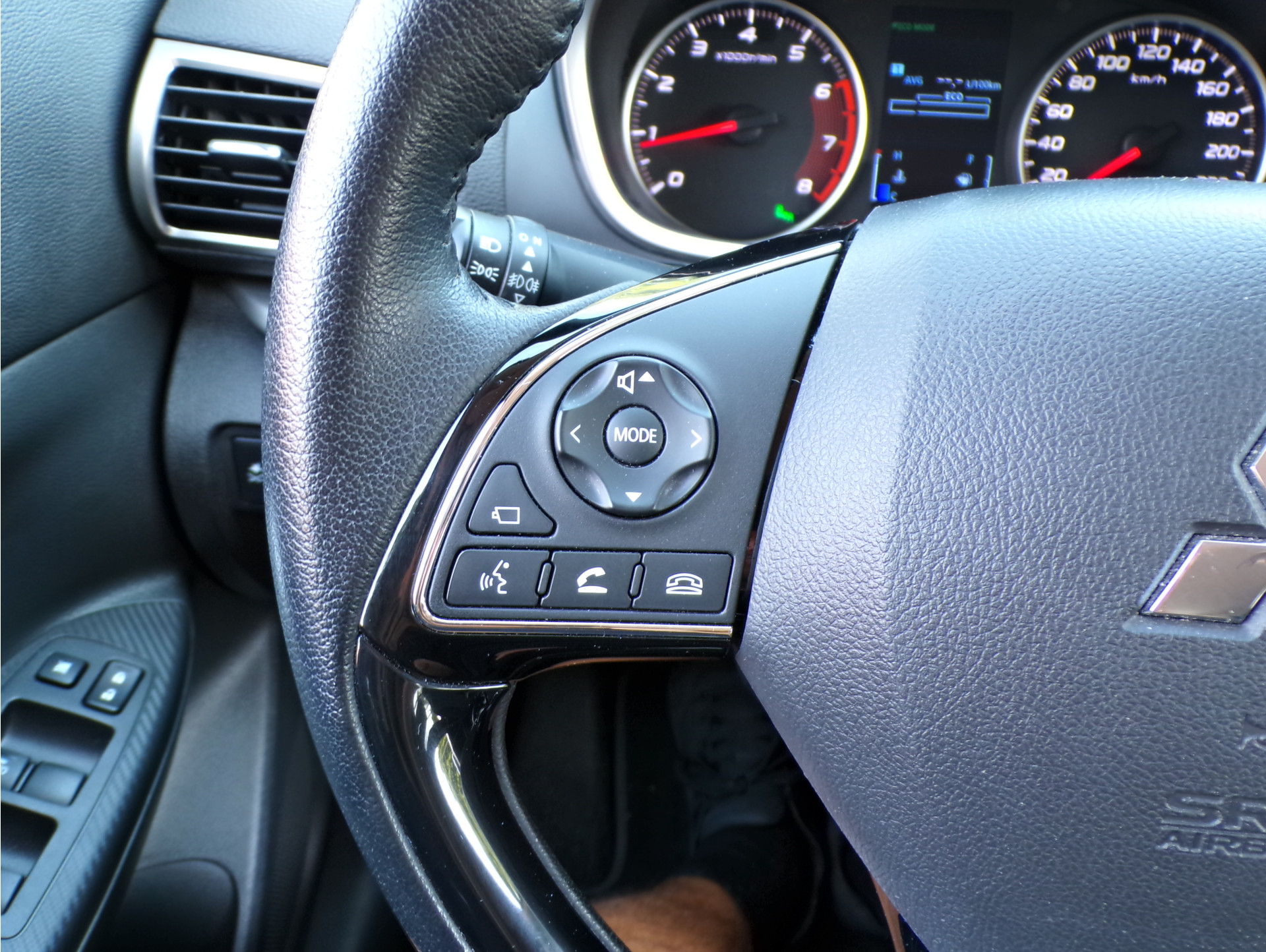 Foto van Mitsubishi Mitsubishi Eclipse Cross