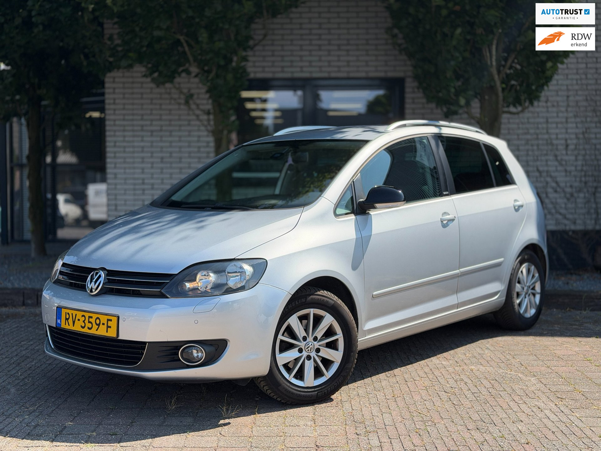 Volkswagen Golf Plus 1.2 TSI Comfortline BlueMotion PDC V/A|Stoelverwarming|Elektrische Pakket|Goed onderhouden|APK 03-2027 2011 - voorkant