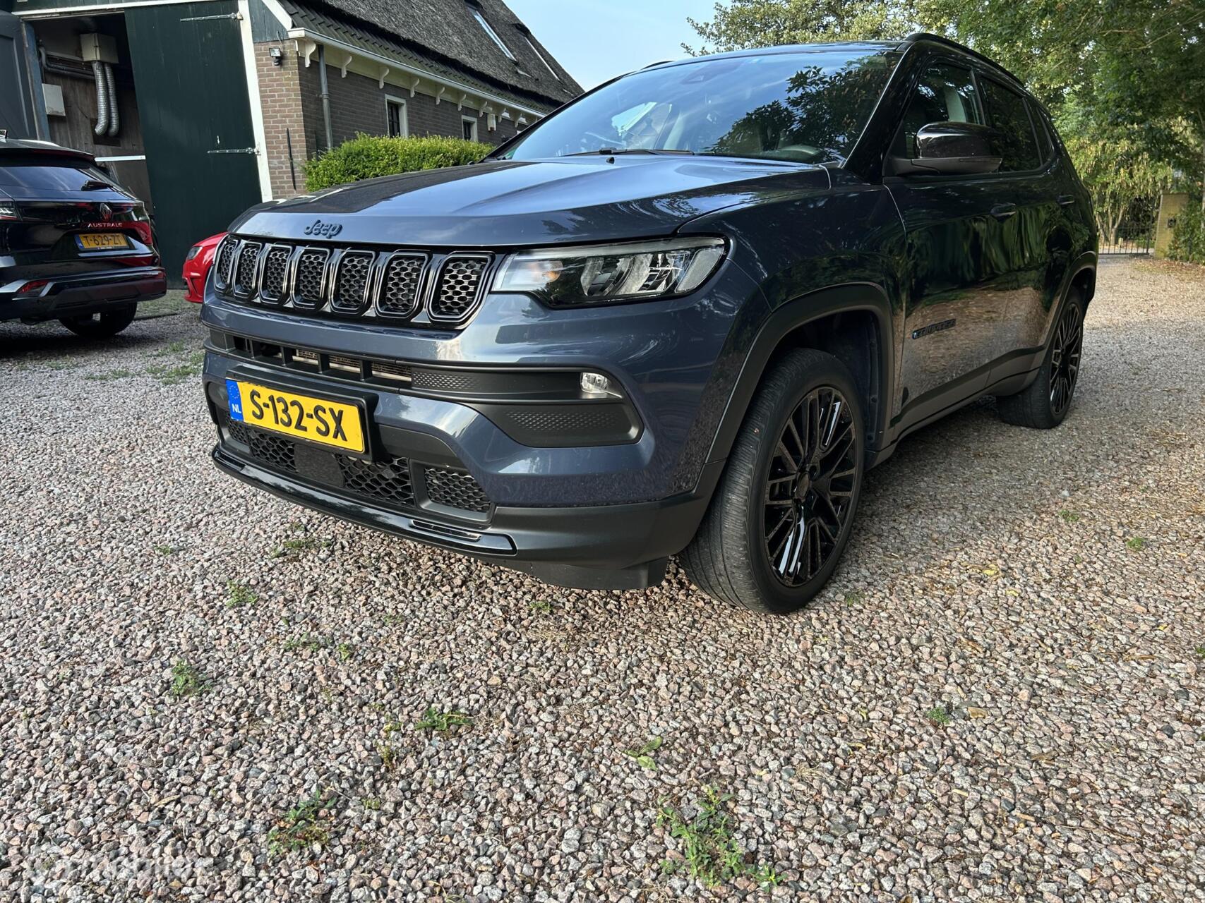 Jeep Compass 4xe 190 Plug-in Hybrid Electric Night Eagle 2023 - voorkant