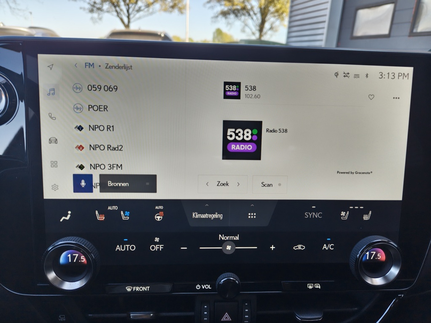 Foto van Lexus Lexus Nx450h+