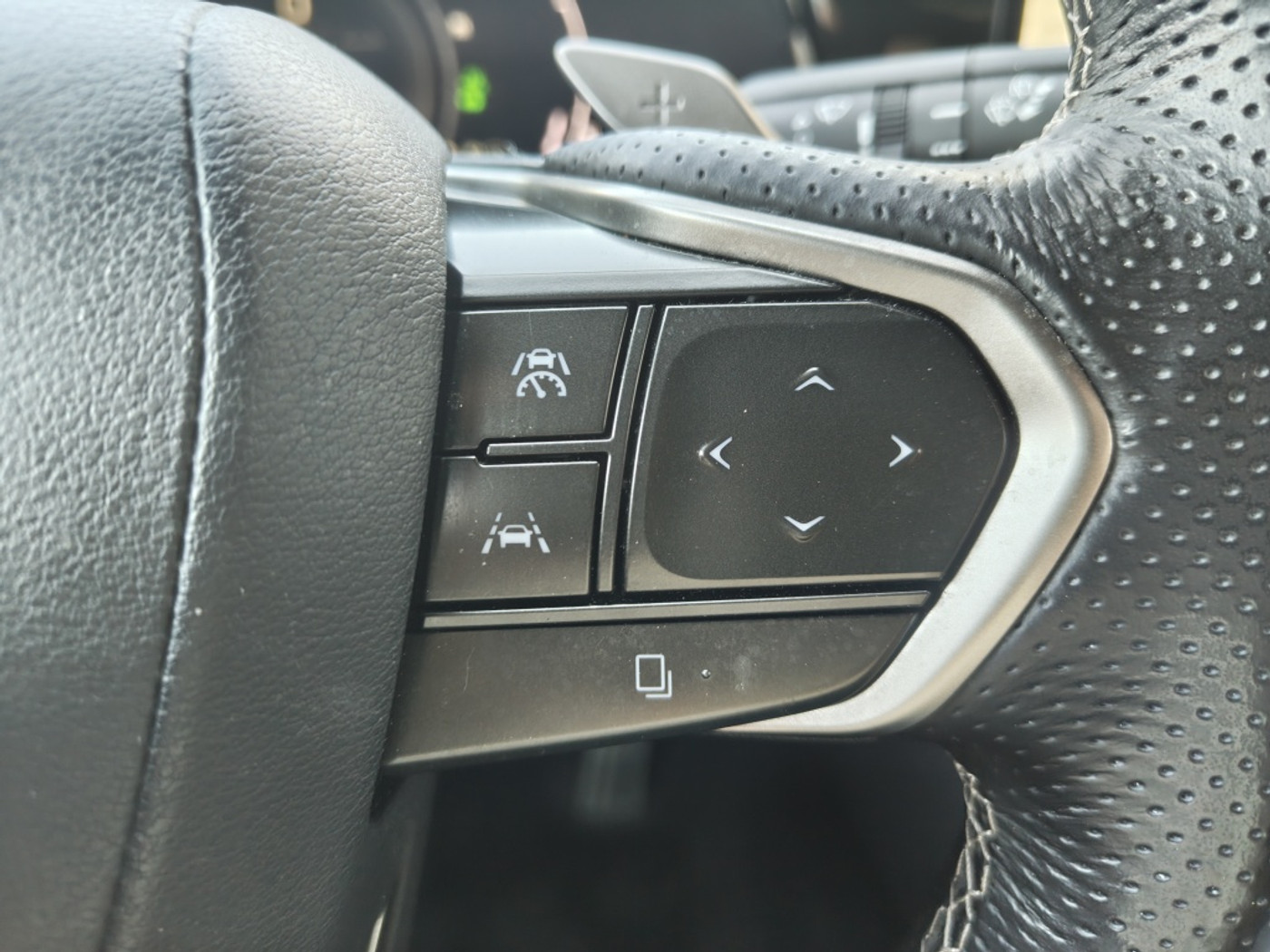 Foto van Lexus Lexus Nx450h+