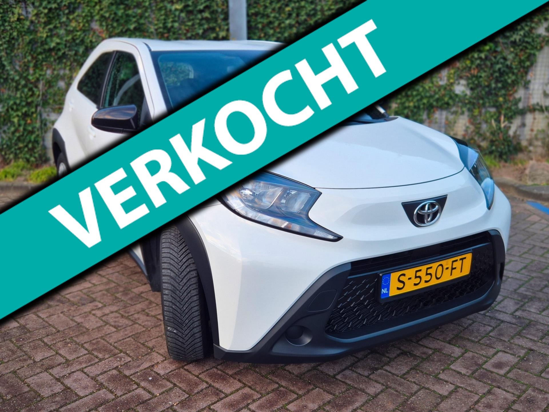 Toyota Aygo X 1.0 VVT-i MT Play Parkeercamera |Carplay 2023 - voorkant