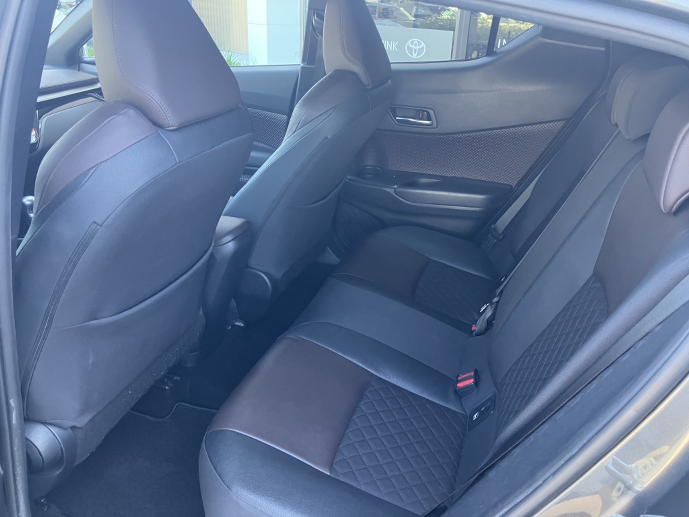 Foto van Toyota Toyota C-hr