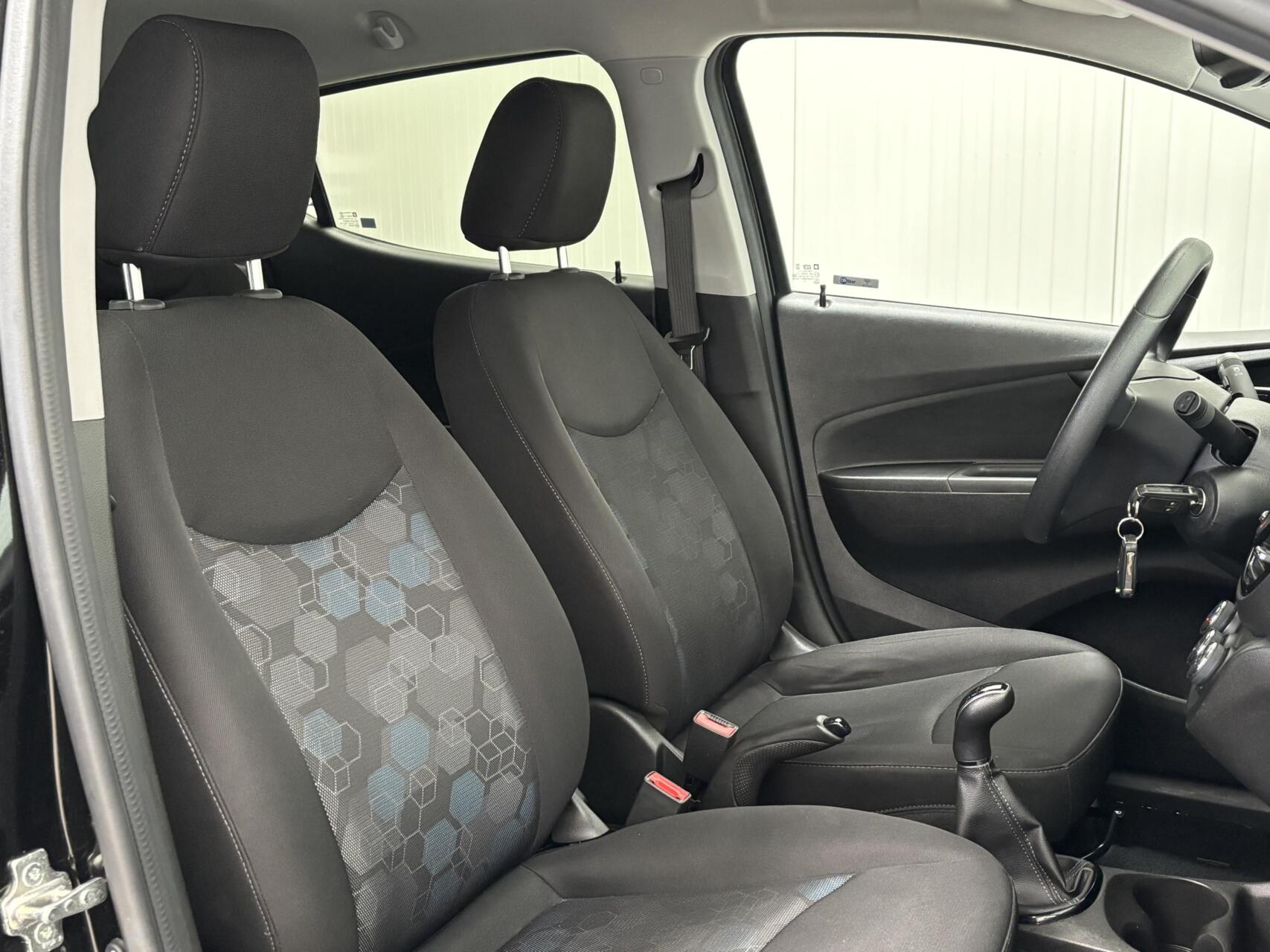 Foto van Opel Karl Rocks / Viva Rocks
