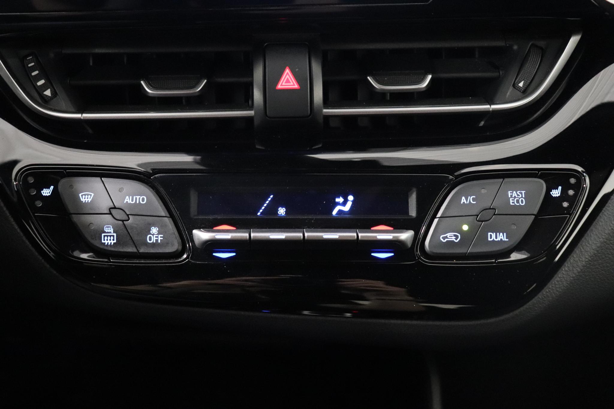 Foto van Toyota Toyota C-hr