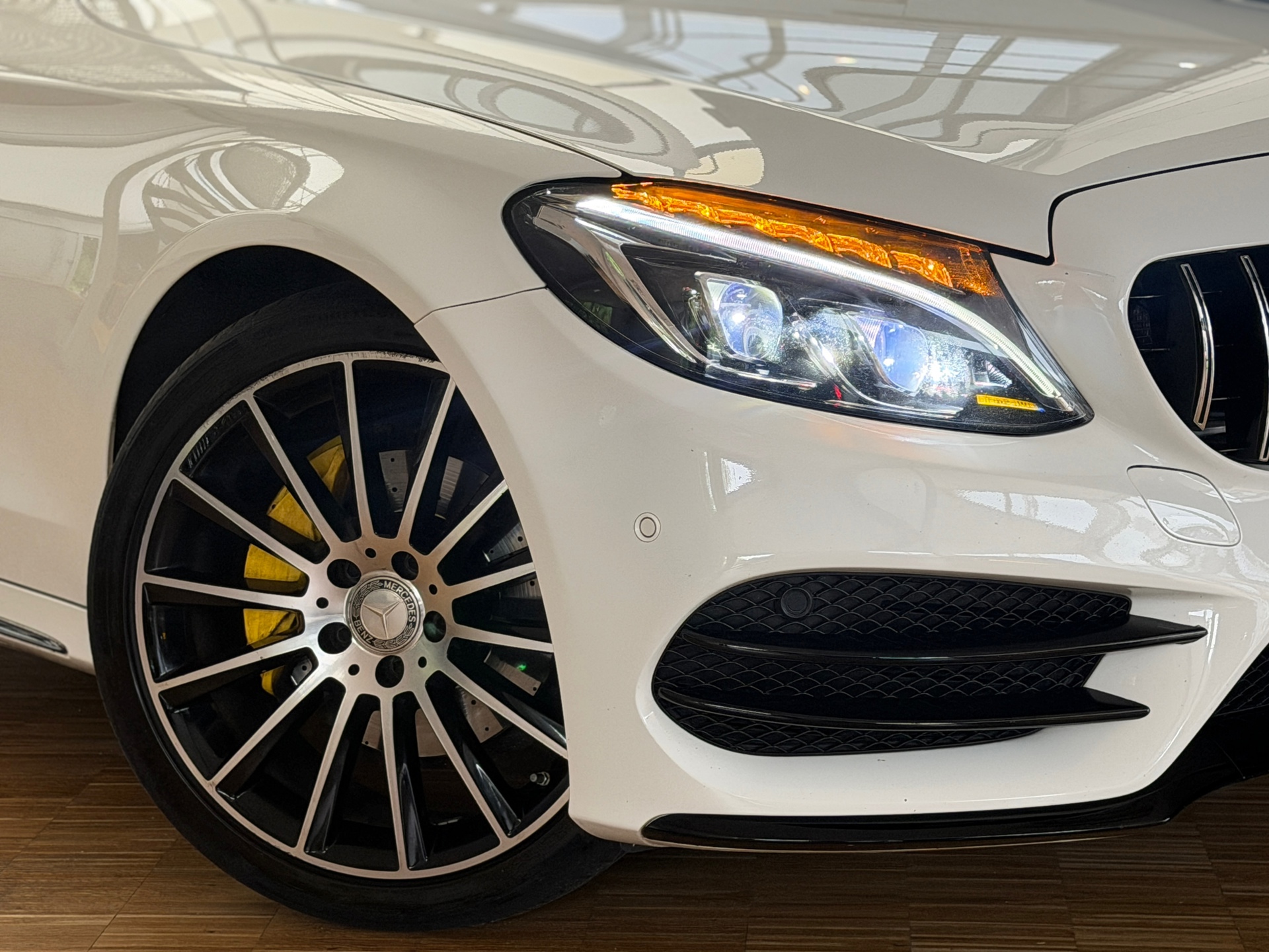 Foto van Mercedes-Benz C 200