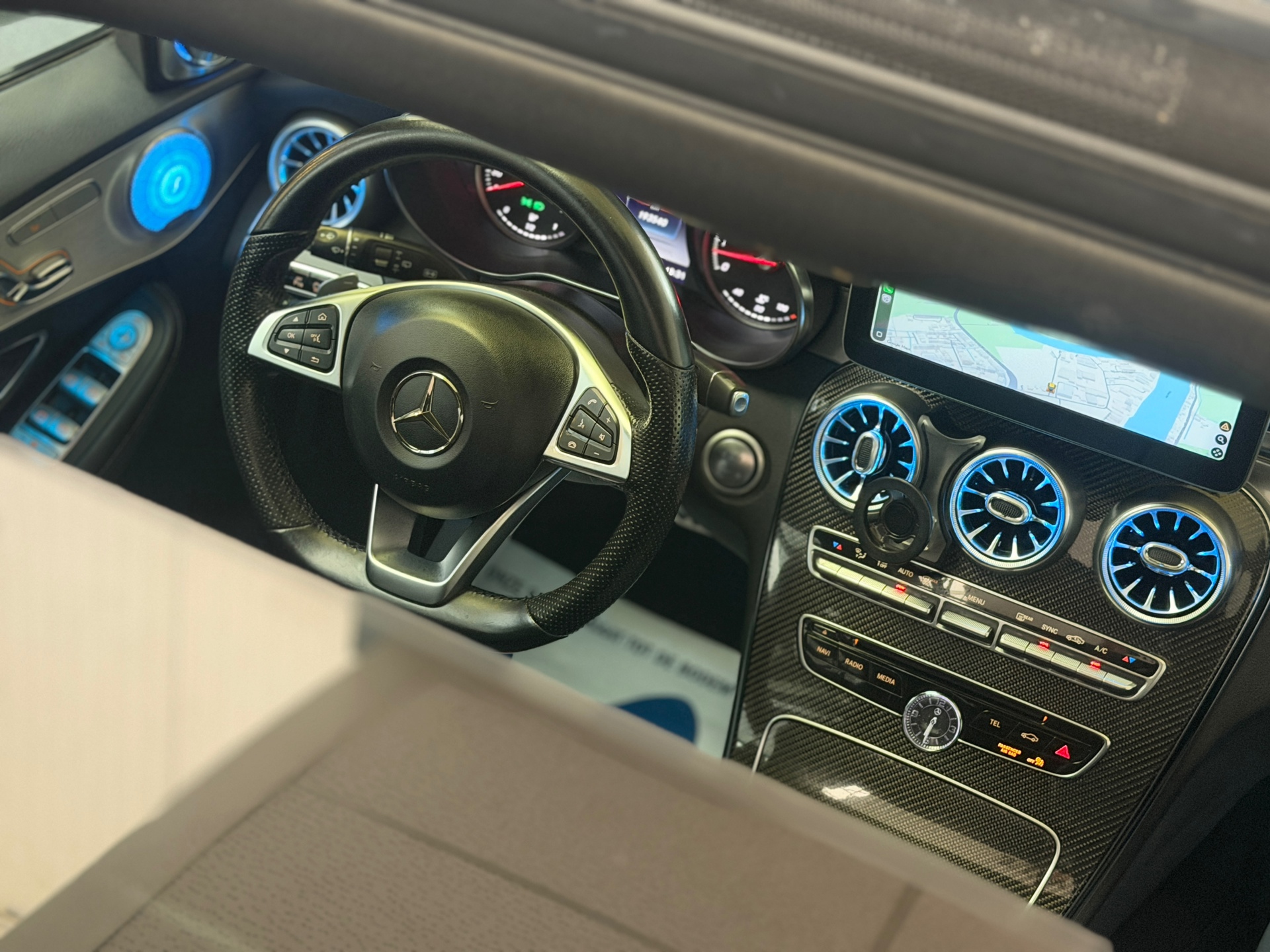 Foto van Mercedes-Benz C 200