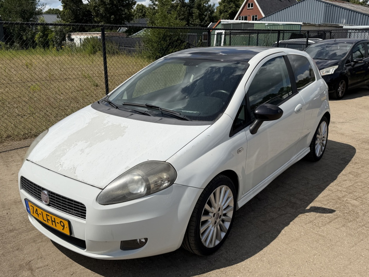 Fiat Fiat Punto 1.4-16V Sport| T-JET| TURBO| PANO| CLIMA| CRUISE| 2010 - voorkant