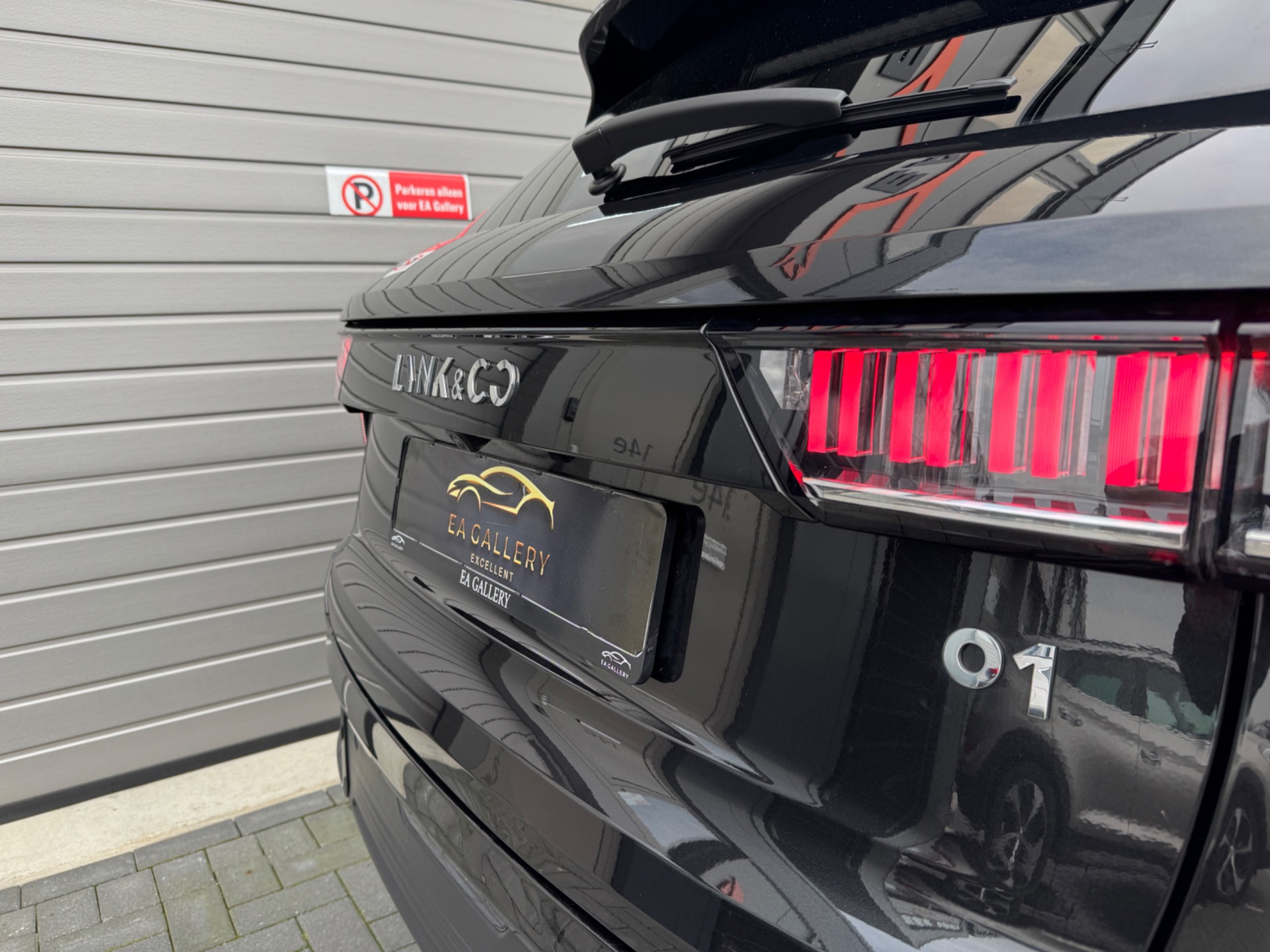 Foto van Lynk&co LYNK & Co 01