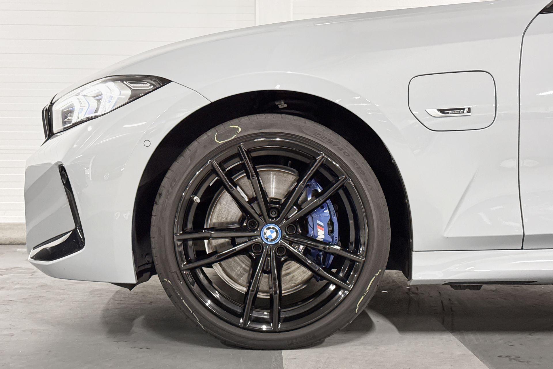 Foto van BMW 330e