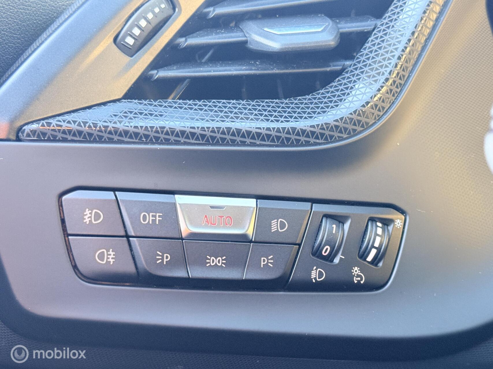 Foto van BMW 118i