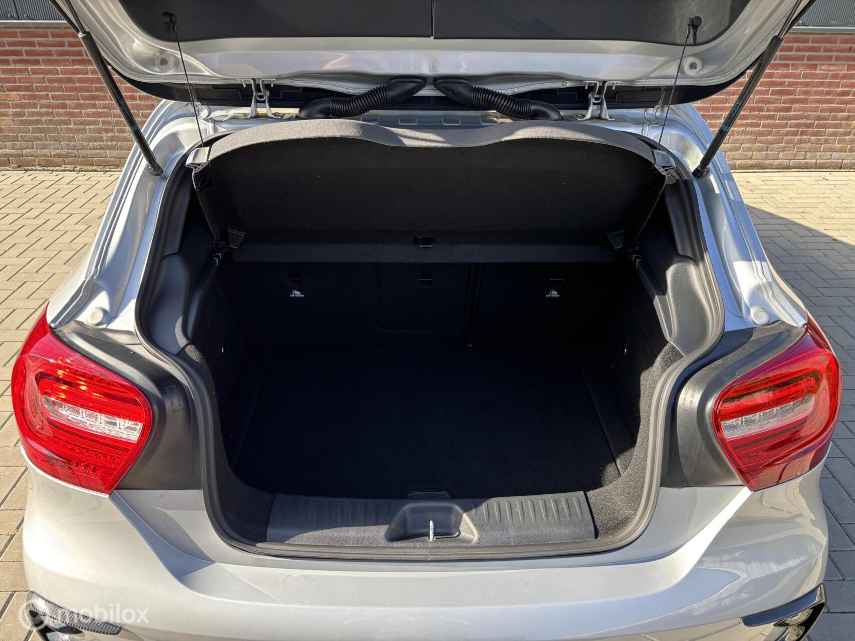 Foto van Mercedes-Benz A 250