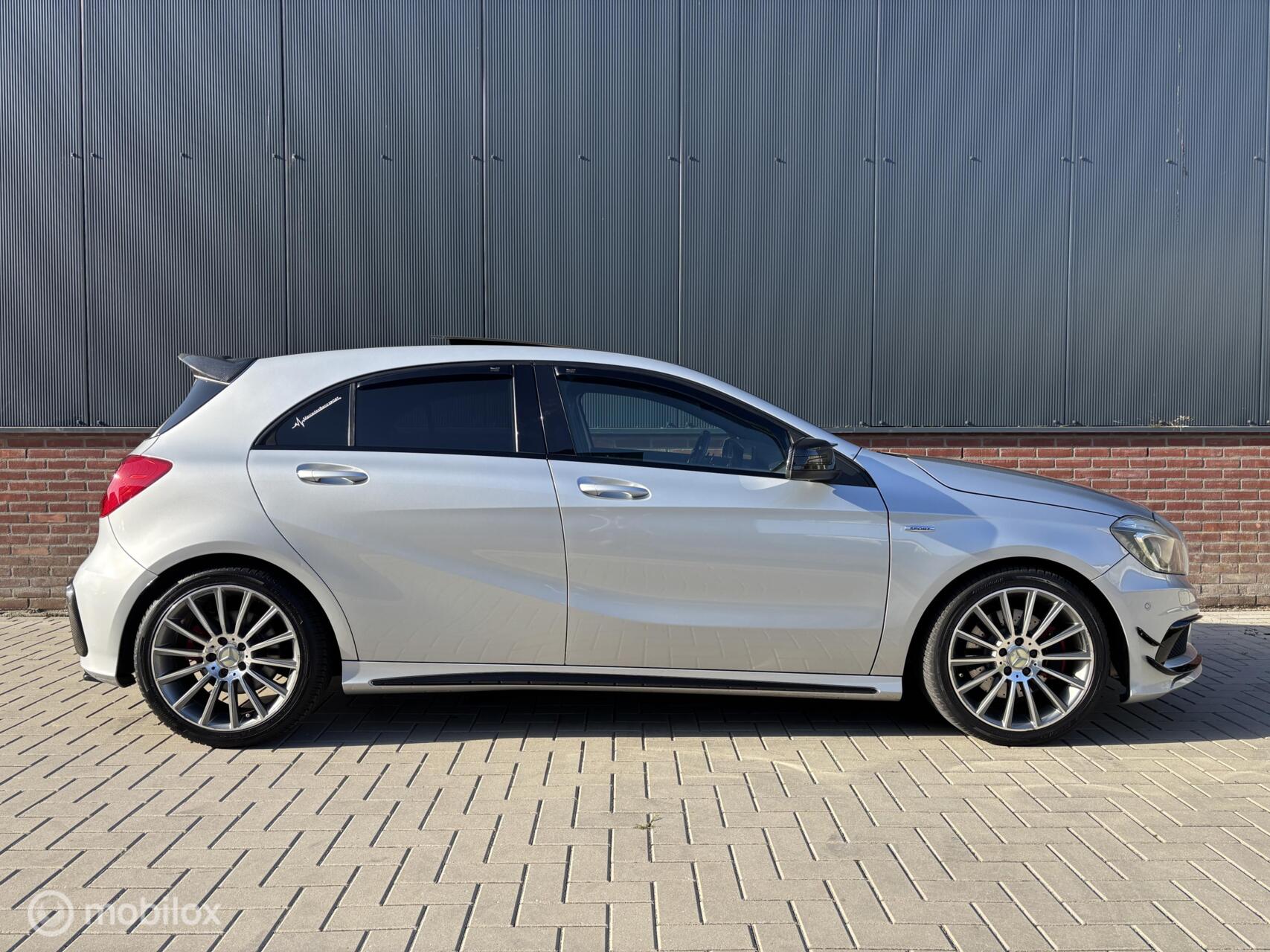 Foto van Mercedes-Benz A 250