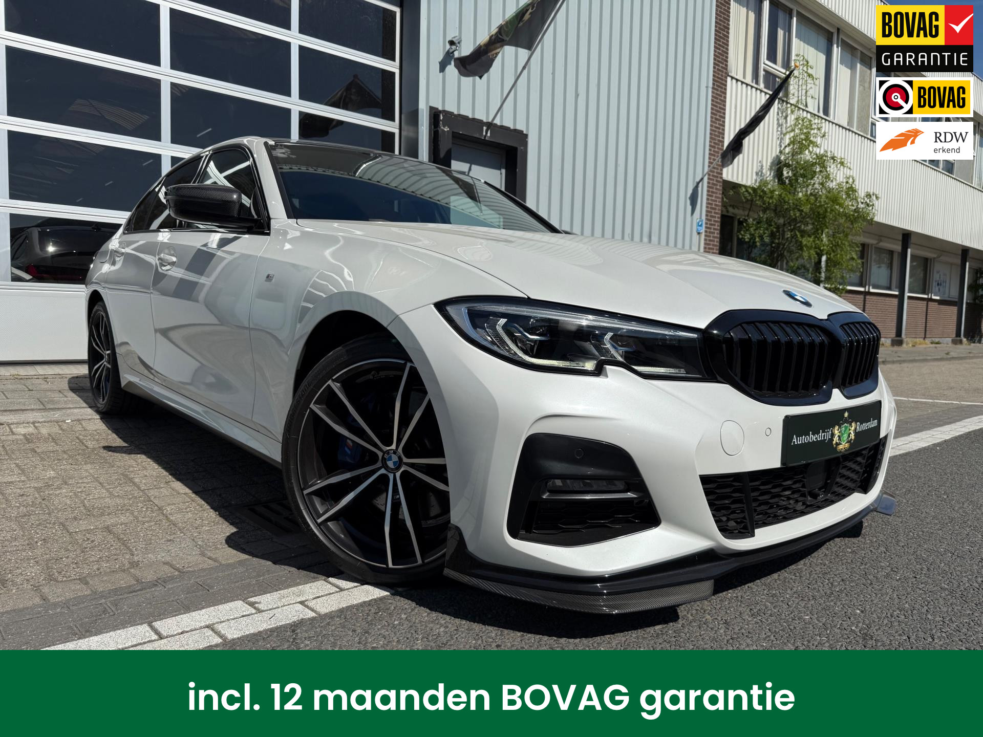 BMW 3-serie 330e High Executive M Performance CARBON/LASER 2020 - voorkant
