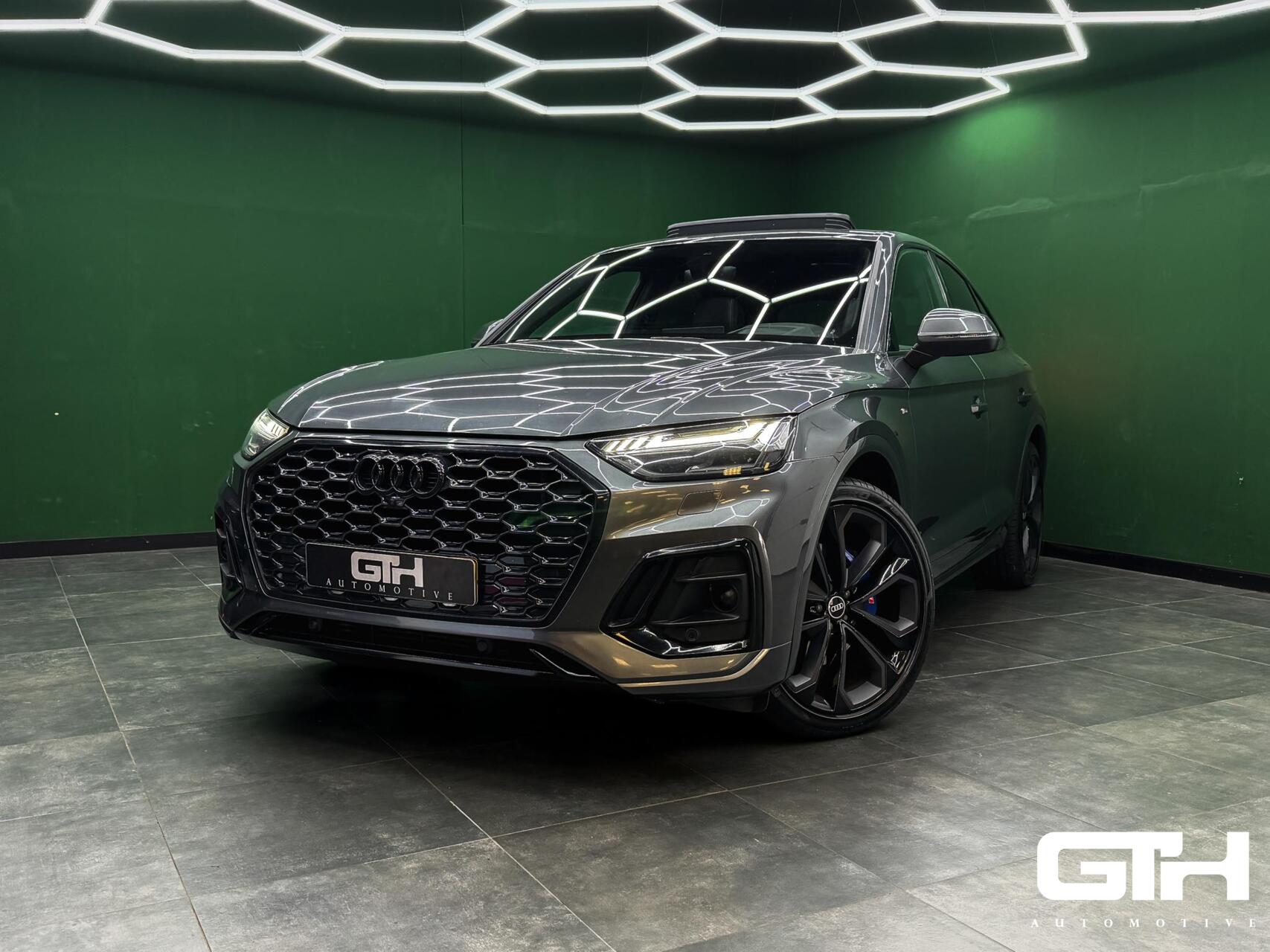 Audi Q5 Sportback 55 TFSI E Sportback 55 TFSI e S-Line Head-up | Keyless | Pano 2021 - voorkant