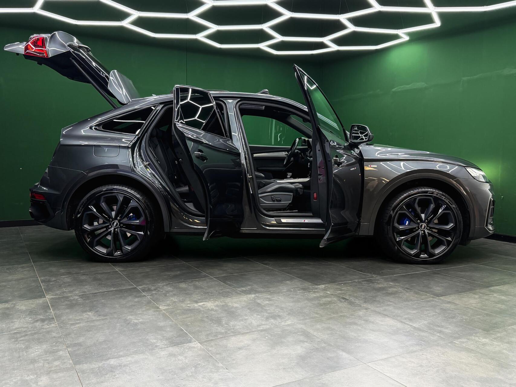 Foto van Audi Q5 Sportback 55 TFSI E