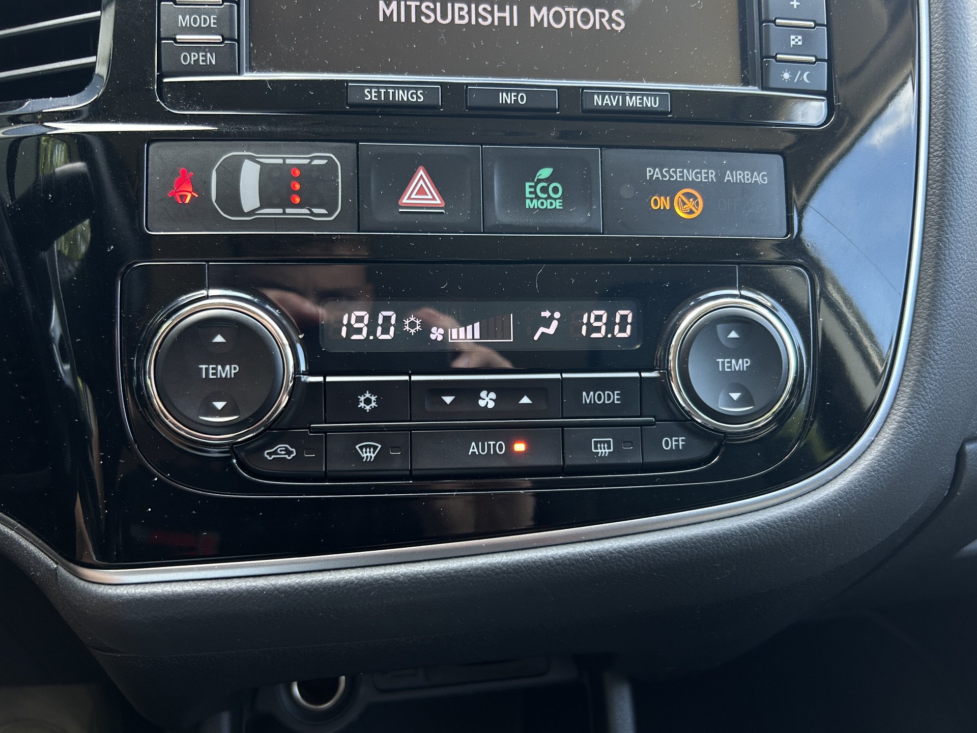 Foto van Mitsubishi Mitsubishi Outlander