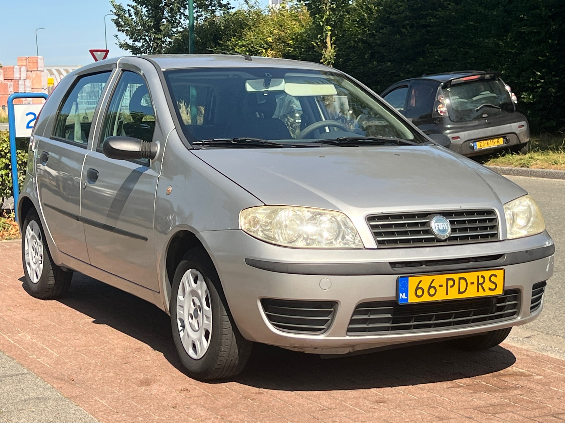 Fiat Fiat Punto 1.2 Active 5 DEURS | Airco 2004 - voorkant