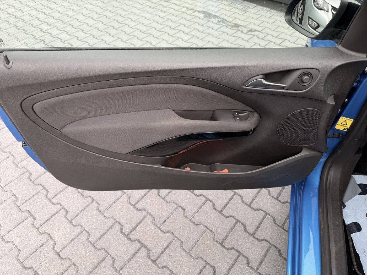 Foto van Opel Adam