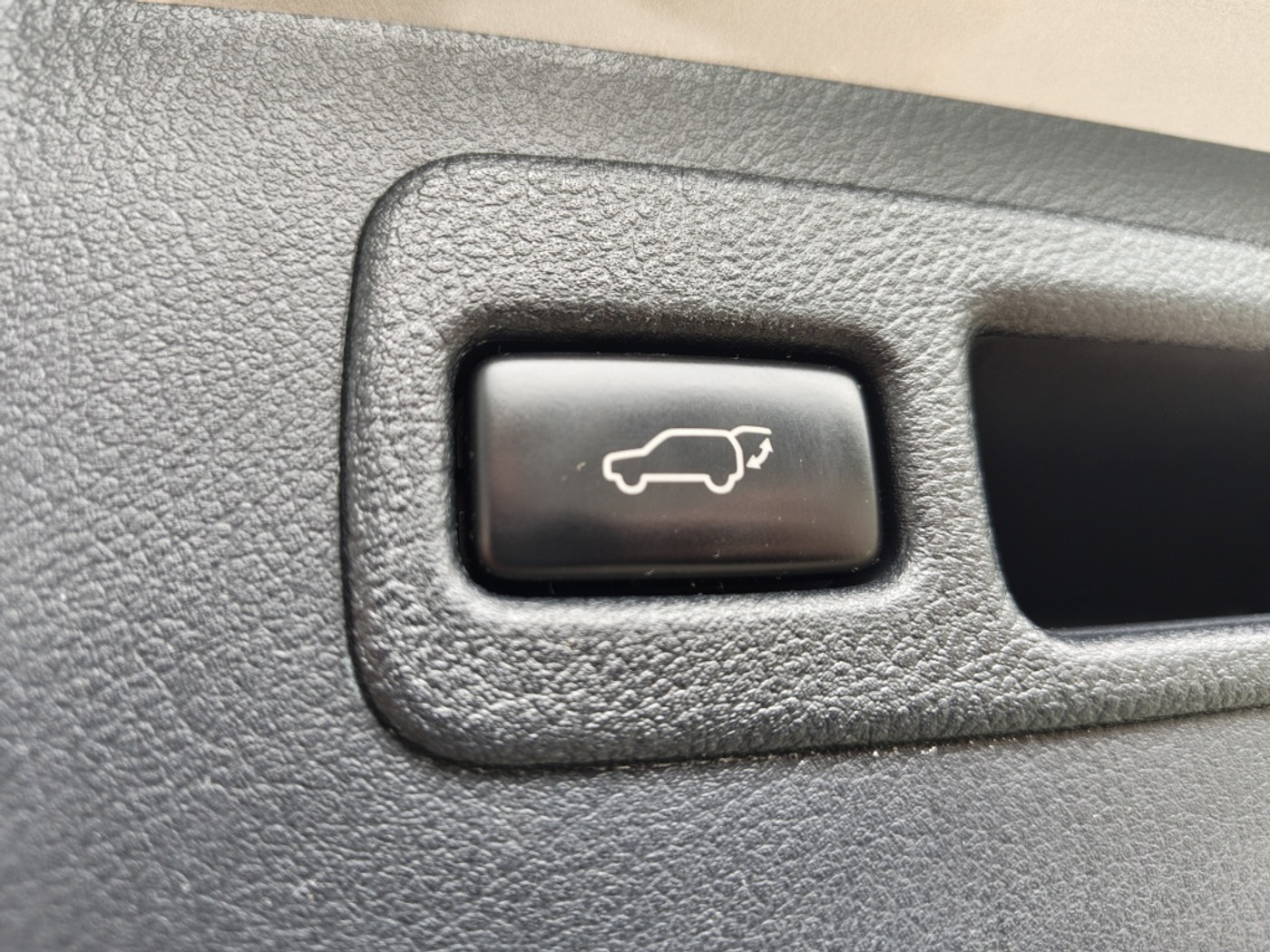 Foto van Lexus Lexus Nx300h