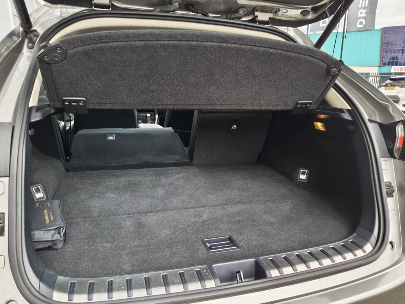 Foto van Lexus Lexus Nx300h