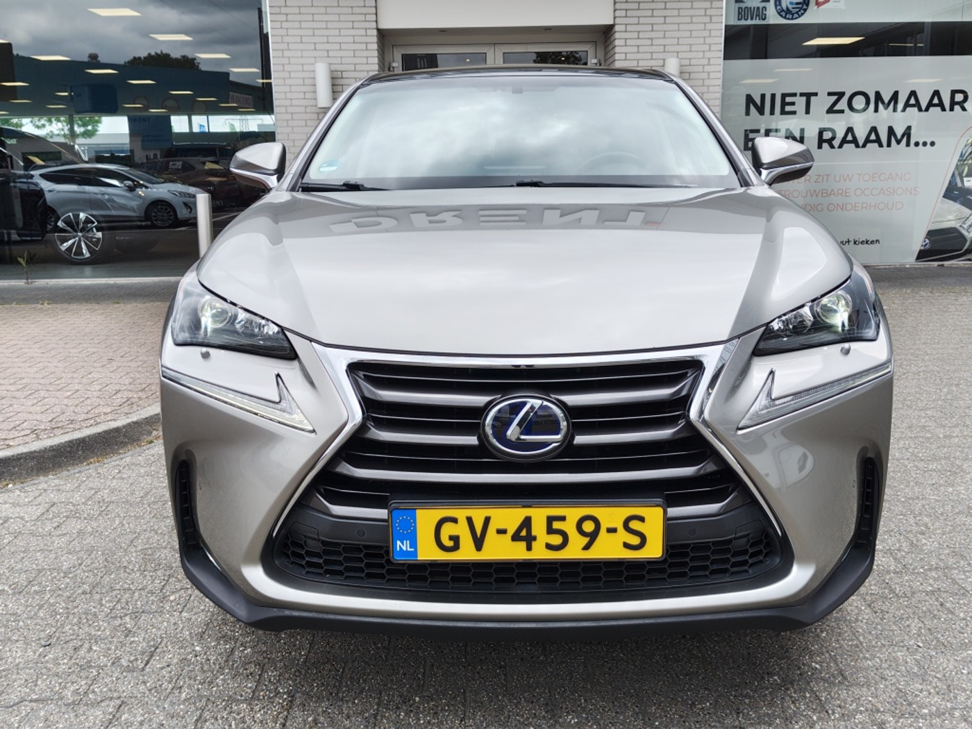 Foto van Lexus Lexus Nx300h