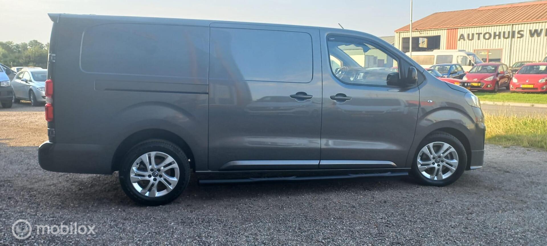 Foto van Opel Vivaro