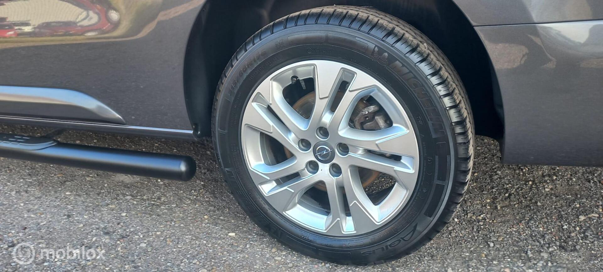 Foto van Opel Vivaro
