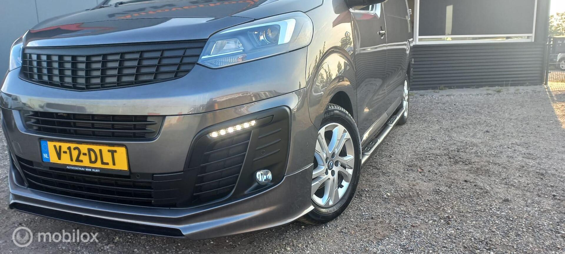 Foto van Opel Vivaro