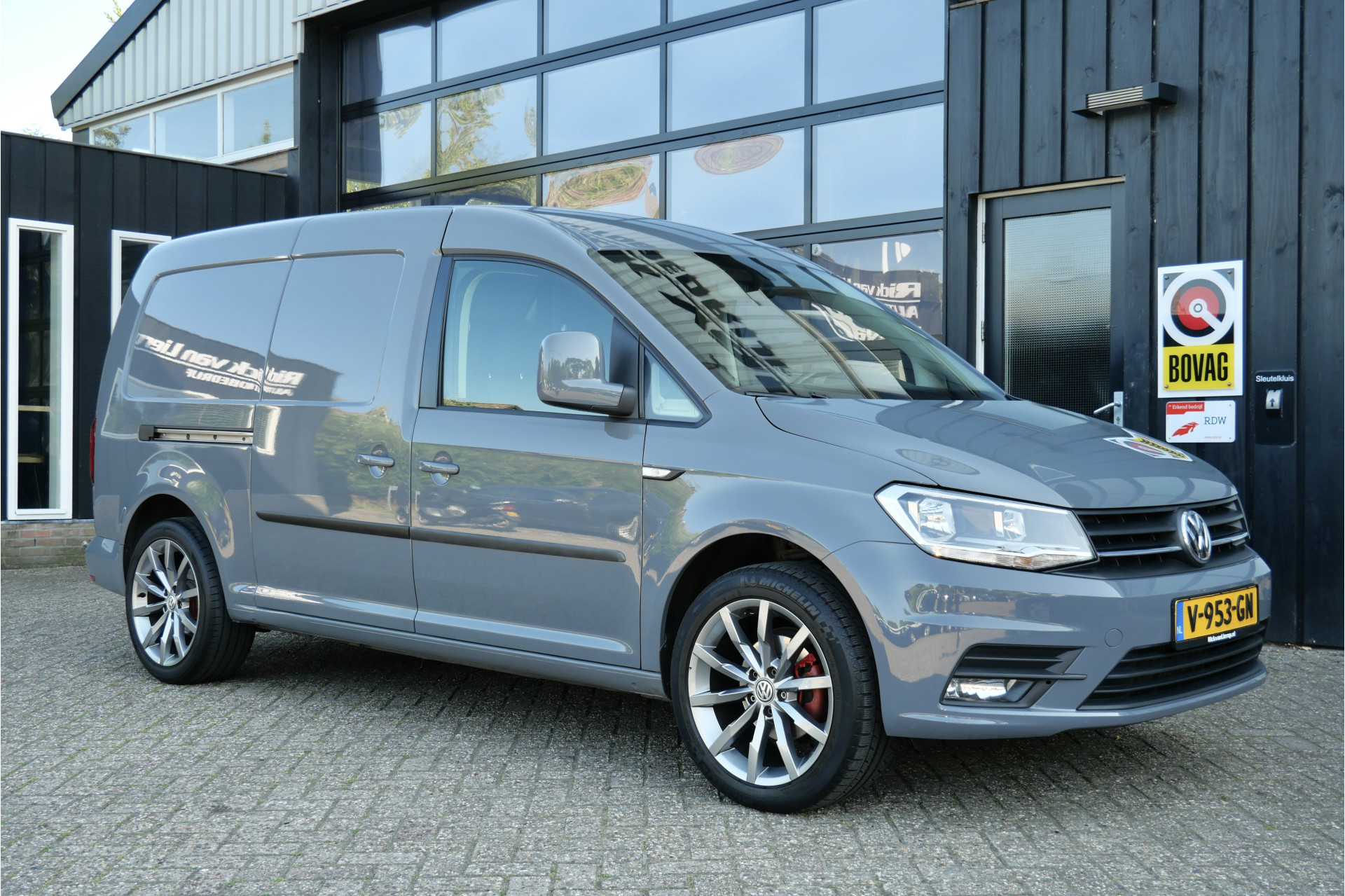 Volkswagen Caddy 2.0 TDI L2H1 BMT Maxi Comfortline Automaat 2017 - voorkant