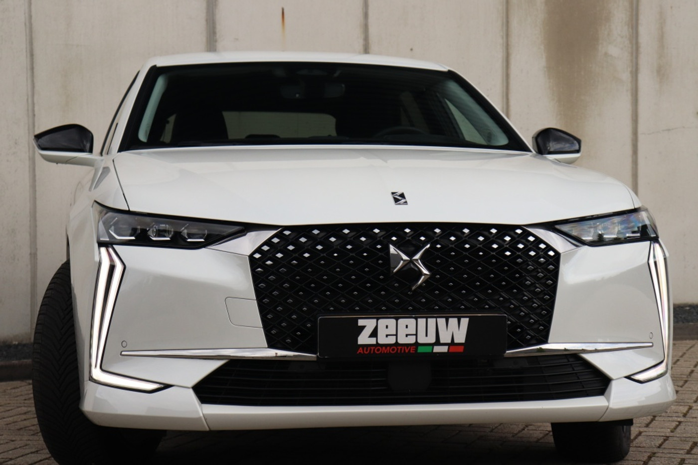 Foto van DS Ds4