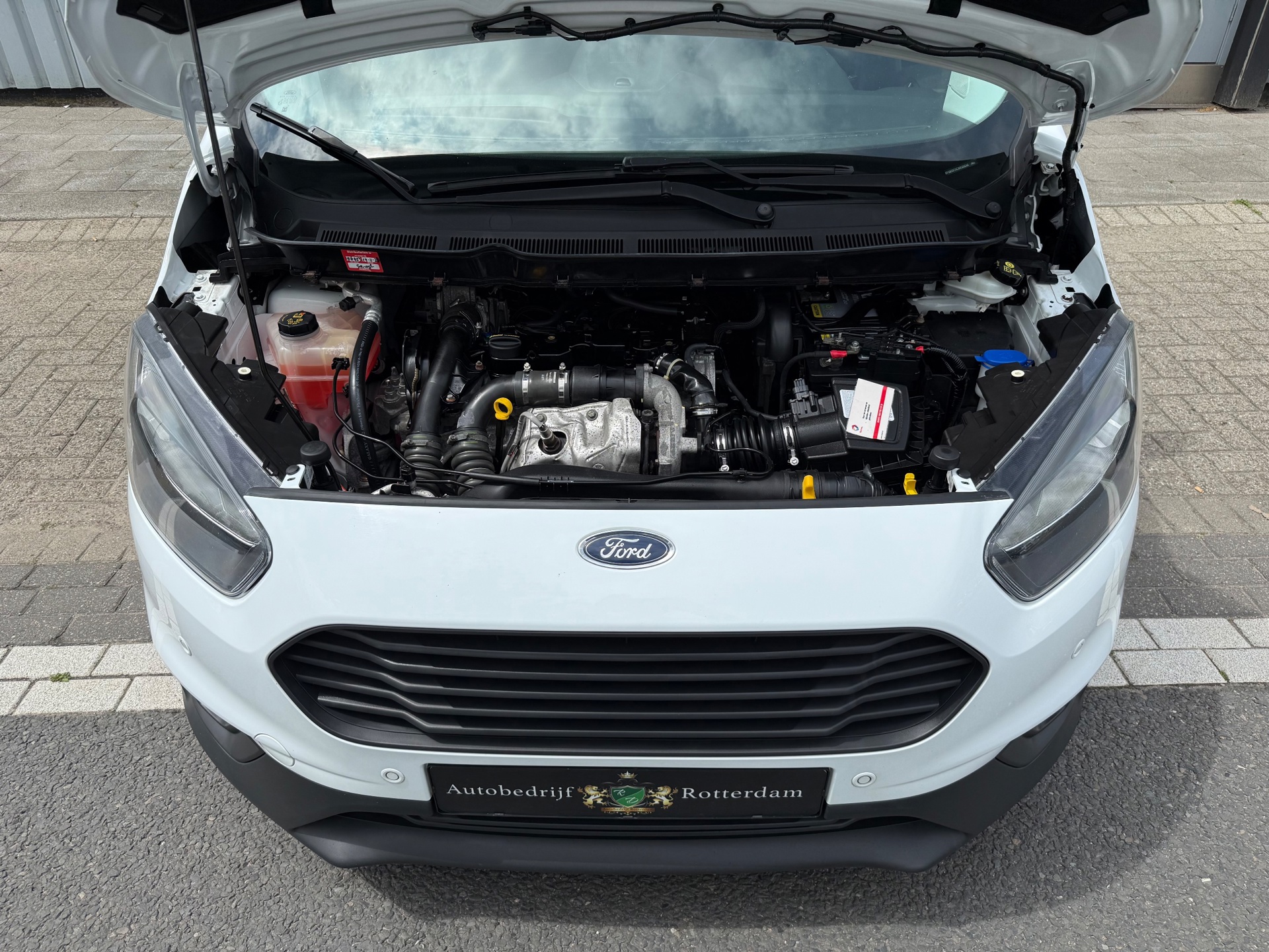 Foto van Ford Transit Courier