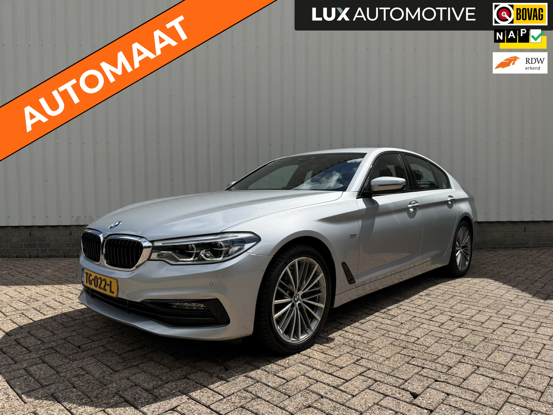 BMW 520i 520i High Executive Sport Line Automaat, Leder, Camera, Navi Prof, Display Key, NAP 2018 - voorkant